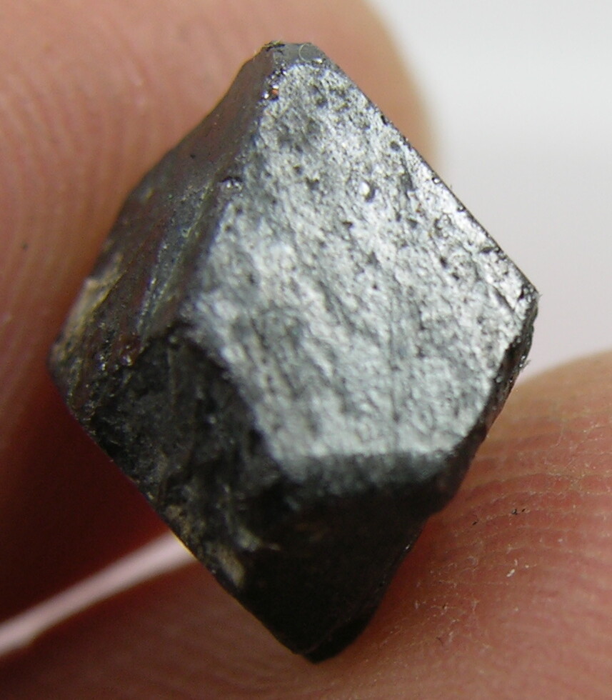 #5 10.00ct Pakistan 100% Natural Octahedron Magnetite Crystal Specimen 2.0g 10mm