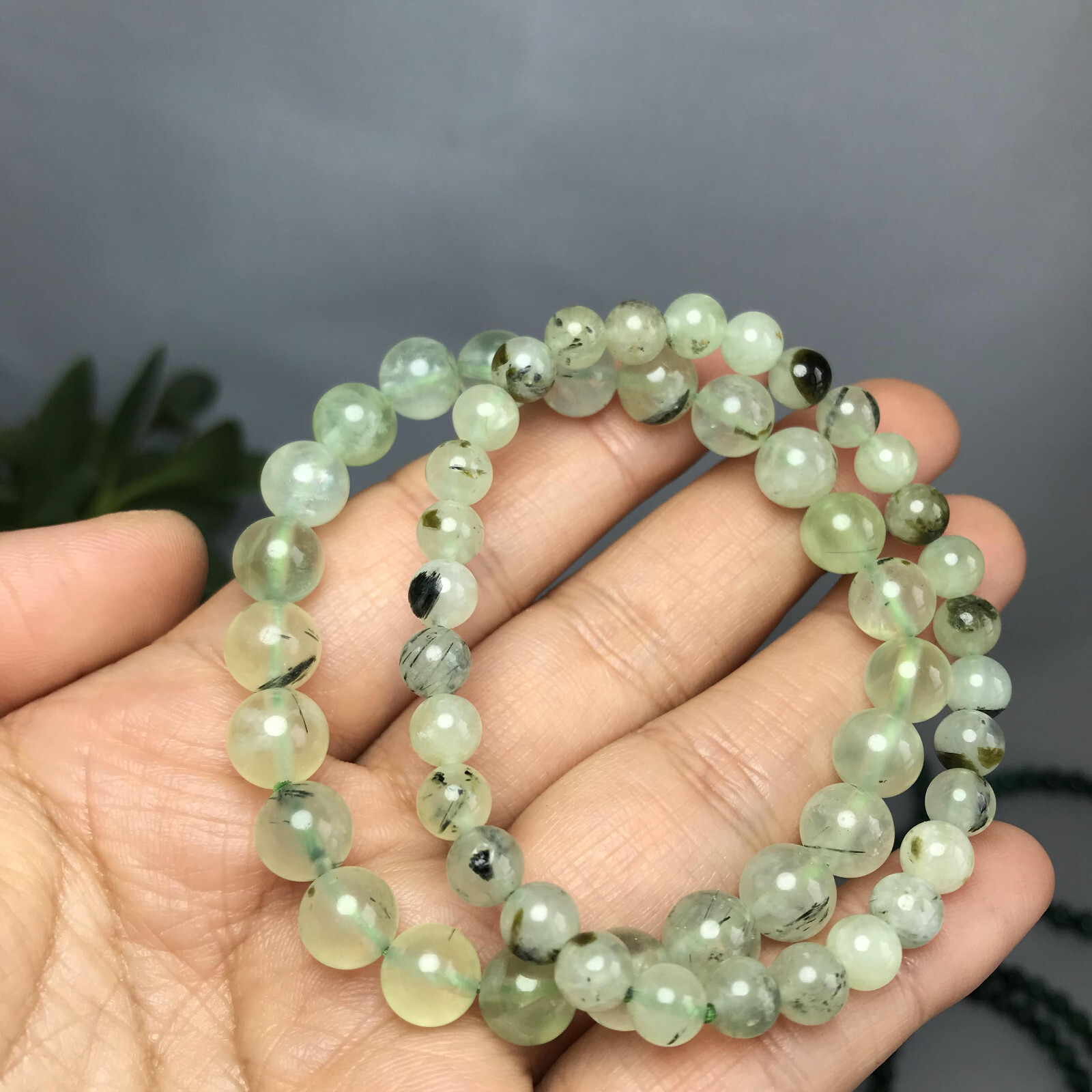 6mm/8mm Natural grape gemstone Crystal beads bracelet 29g-30g A5285