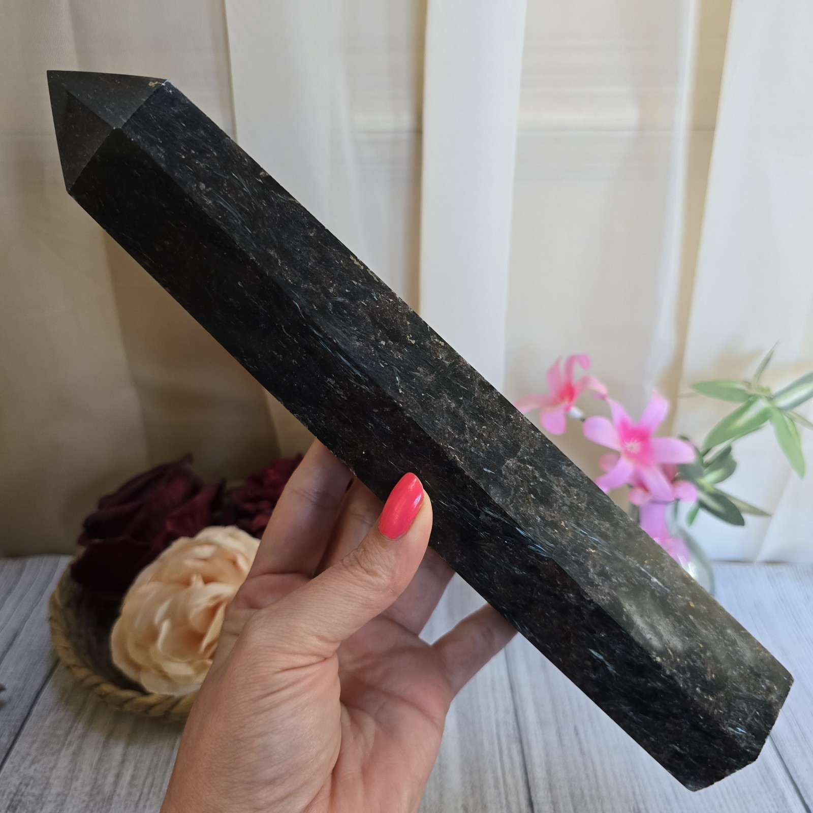 XL 11.5″ Arfvedsonite & Garnet Blue and Gold flashes Fireworks Stone Tower