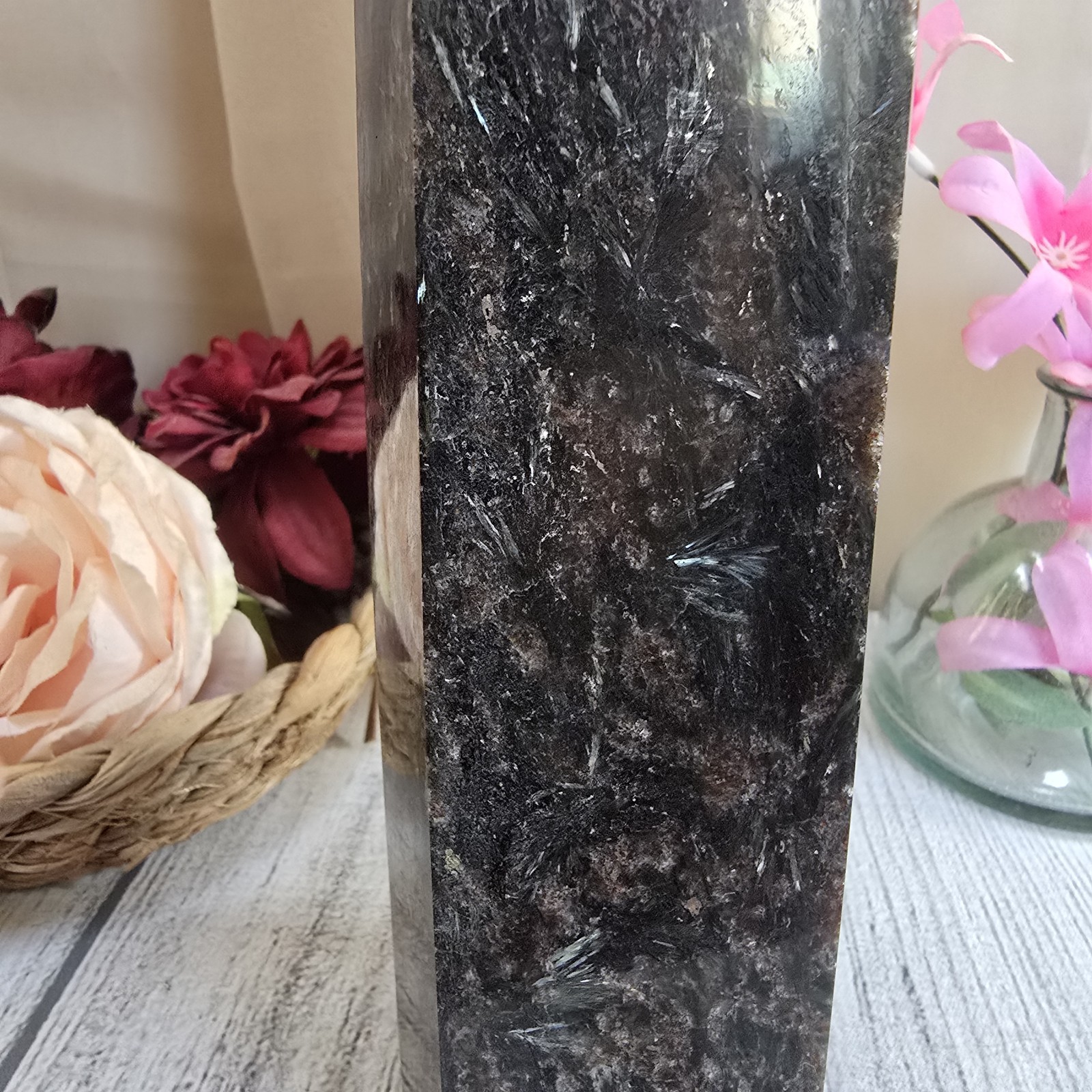 XL 11.5″ Arfvedsonite & Garnet Blue and Gold flashes Fireworks Stone Tower