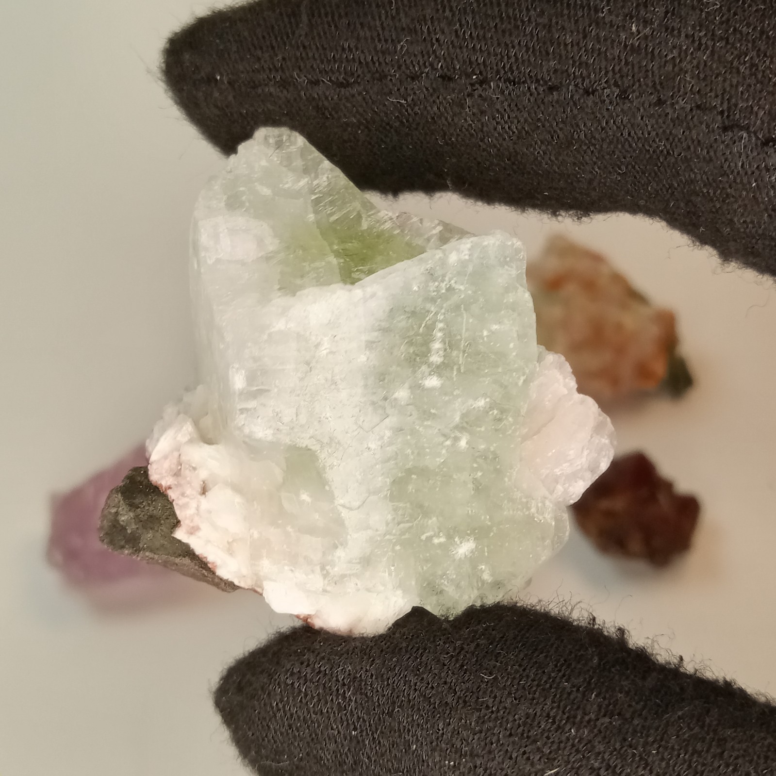 Mixed Mineral Specimen Lot 6pc Blue Kyanite Fluorite Apophyllite Stilbite I13