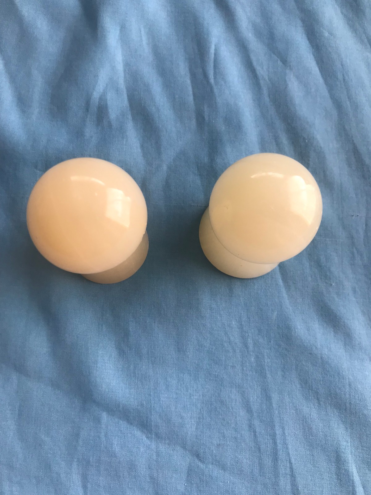2 New 2-3/8” & 2-1/8″ Tall Green Onyx Fairy Garden Stone Mushrooms 8 oz. Total
