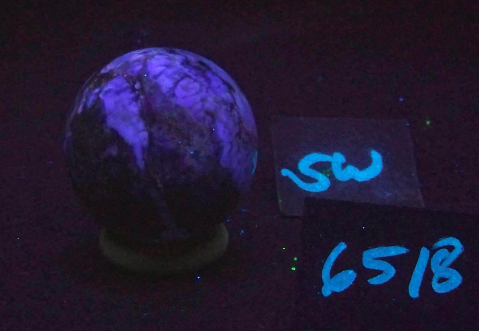 Fluorescent McCracken Mine Fluorite 38mm Sphere for UV Collection 6518