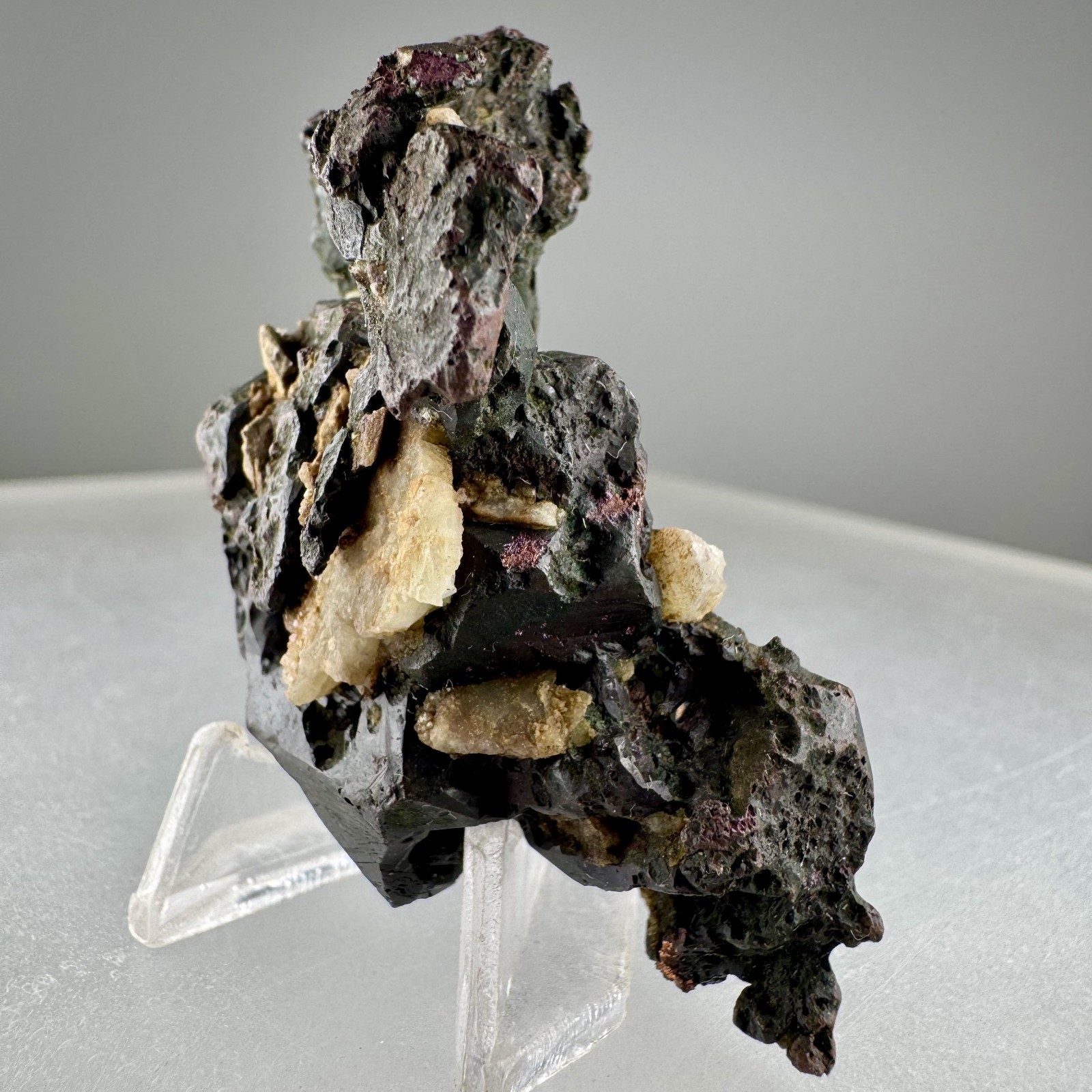Nice Sharp Copper Crystals: No. 4 shaft, Cliff Mine, Allouez Township, Michigan