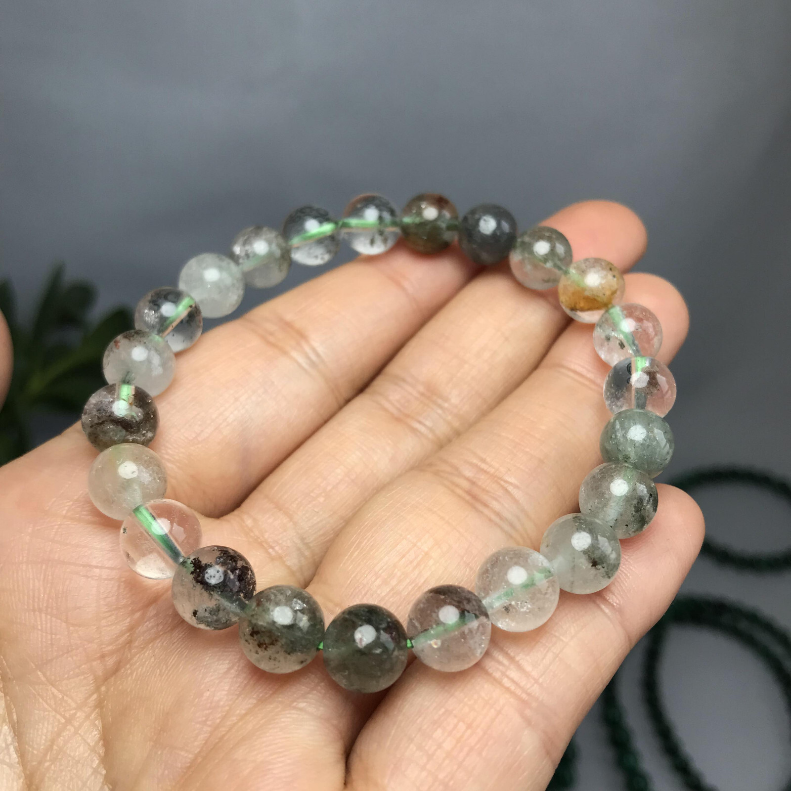 10Pcs Wholesal Natural Polish Green ghost stone bracelets Crystal ball 8mm
