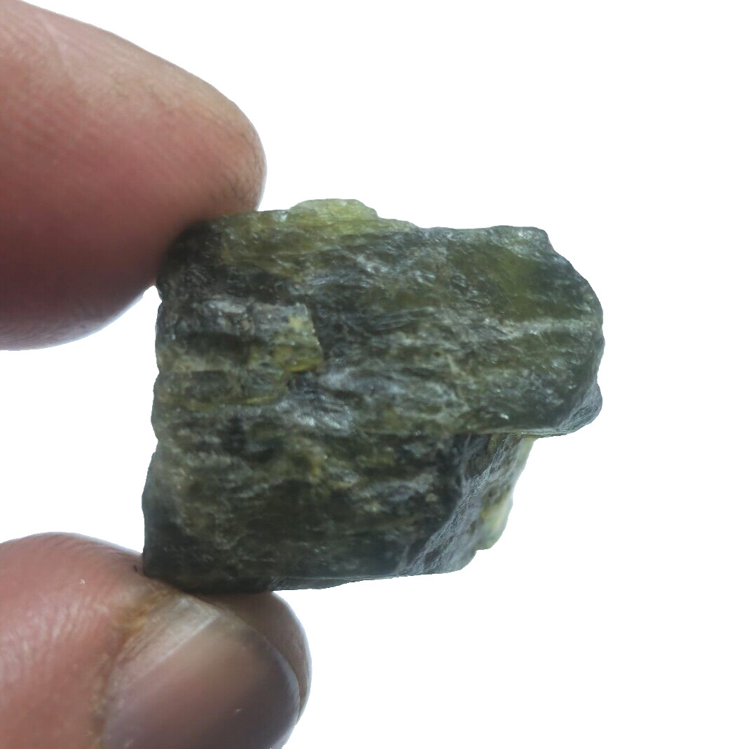 High Quality Rare Tsavorite Green Garnet Raw 72.60 Crt Beautiful Loose Gemstone