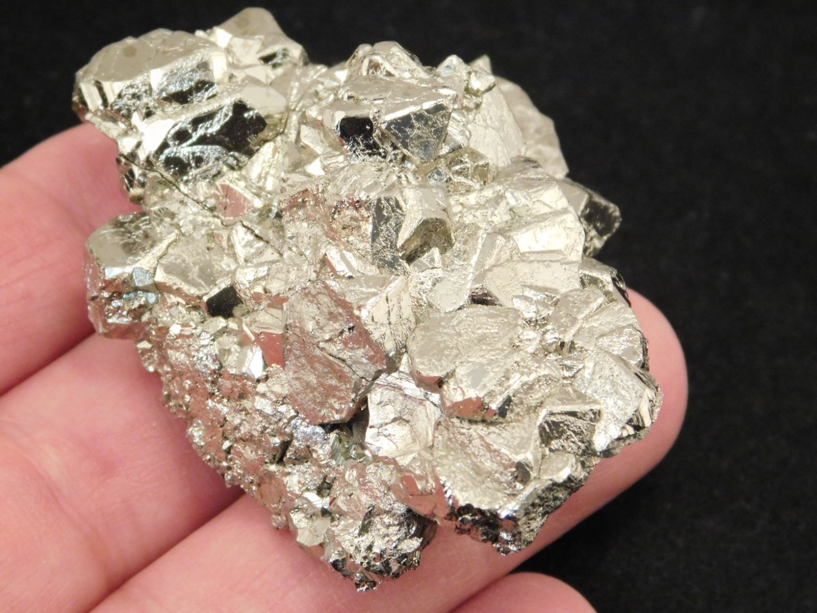RHOMBIC PYRITE Crystal Cluster 100% Natural Peru 128gr