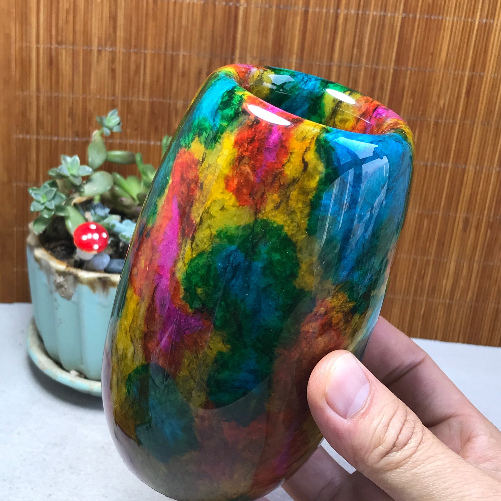 Natural “Seven Colors Jade” vase specimen -Taiwan China 1140g 129mm A5800