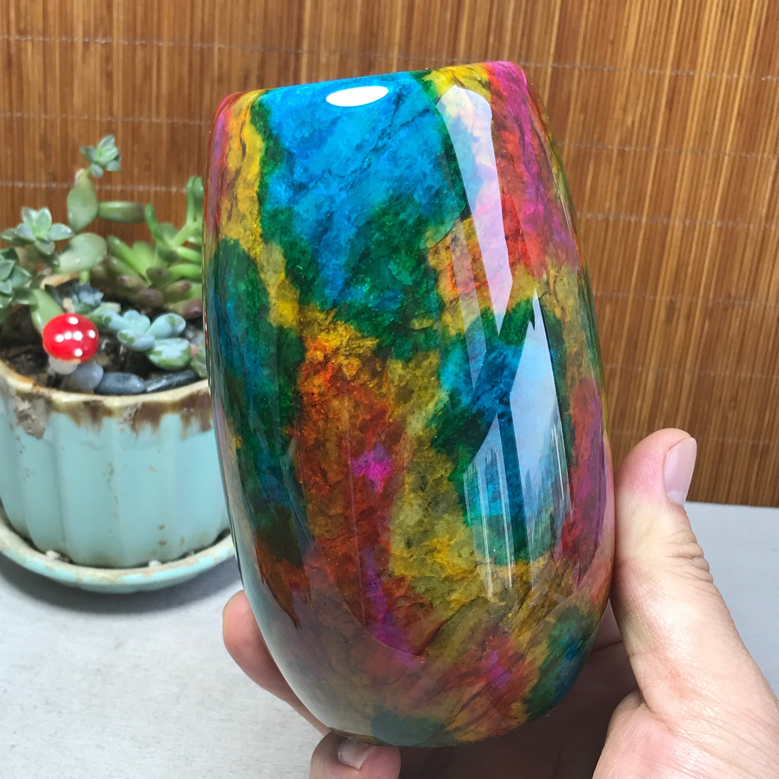 Natural “Seven Colors Jade” vase specimen -Taiwan China 1140g 129mm A5800