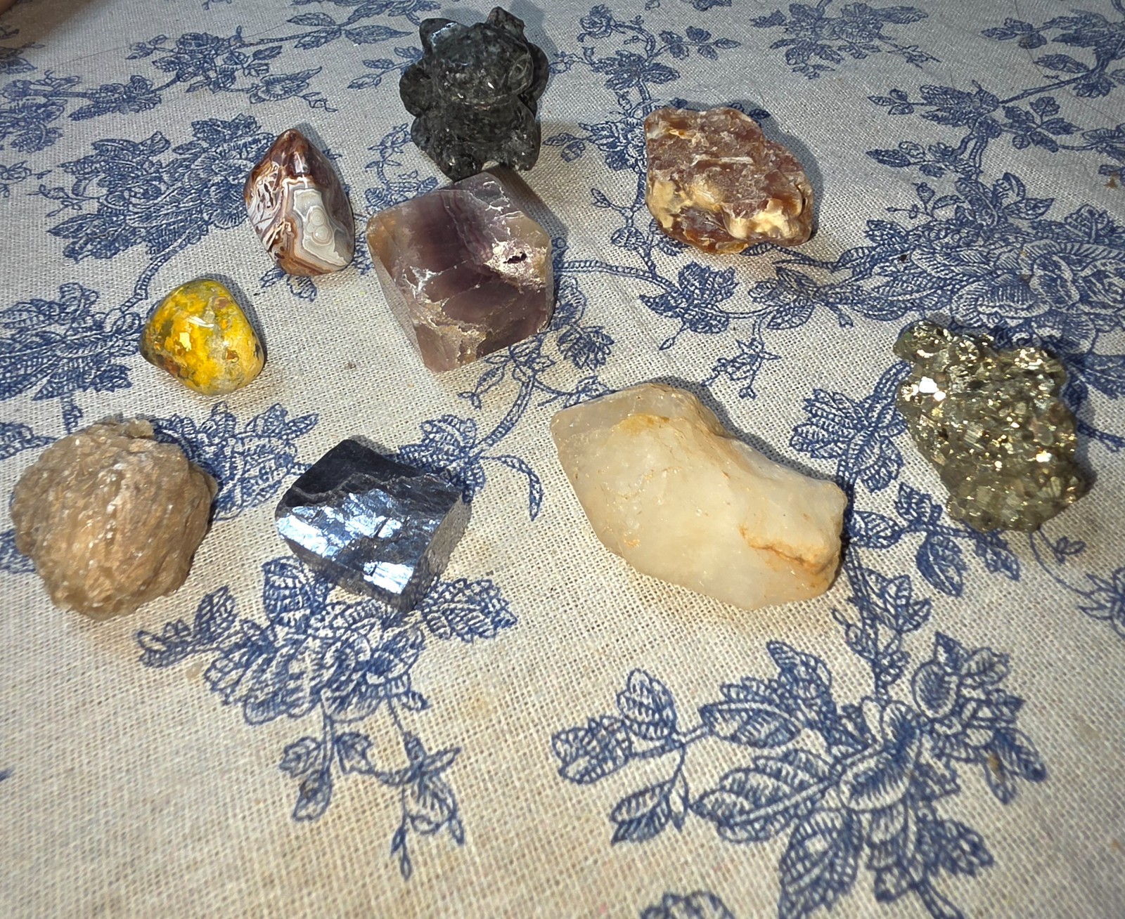 Crystals Mixed Lot
