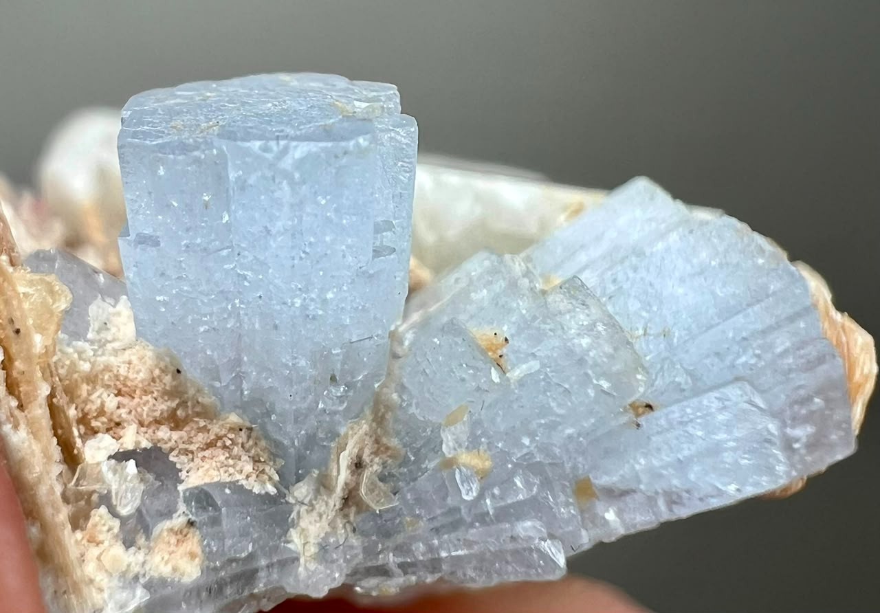 52CT, Top Quality! Natural Sky Blue Aquamarine Crystals with mica on matrix ,PAK