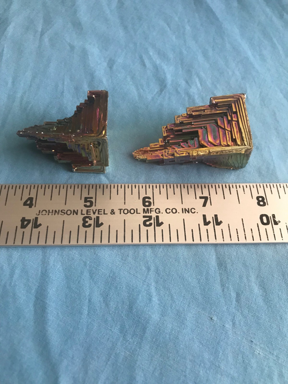 2 Pieces 3.8 Ounce TW ~ 1-3/4″ to 2-1/8” Tall Rainbow Bismuth Crystals Tower