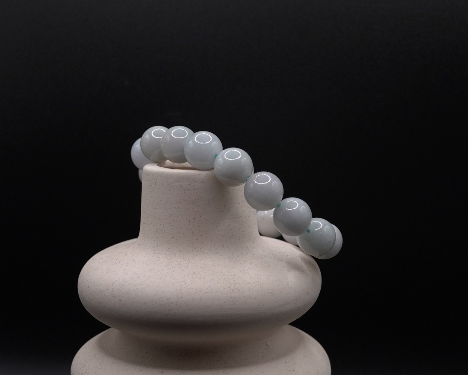 Premium Type A Natural Jadeite Bracelet – Ice Green Round Beads, High Polish Fin