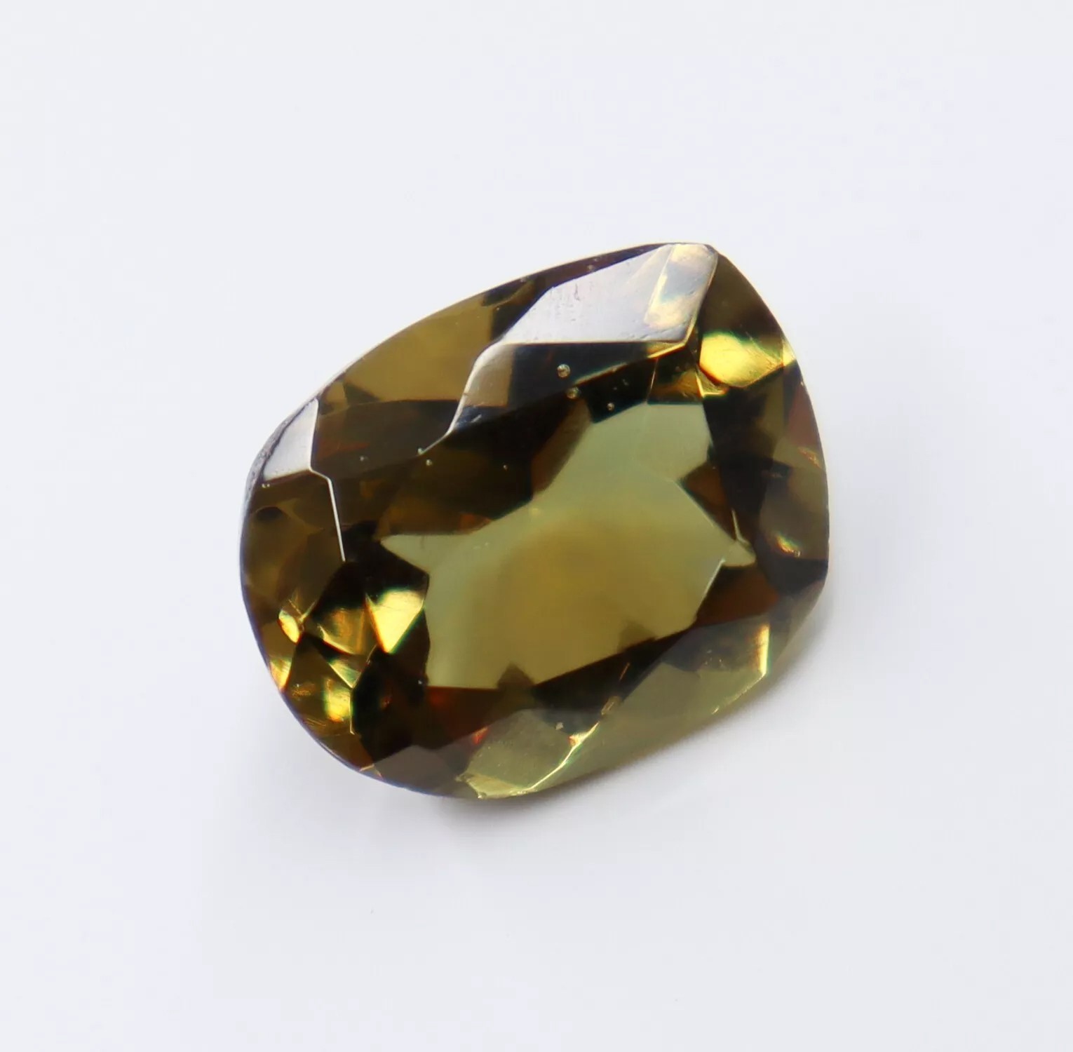 Fancy Cut 10-11 Ct alexandrite color Changing Certified Loose Gemstone Best