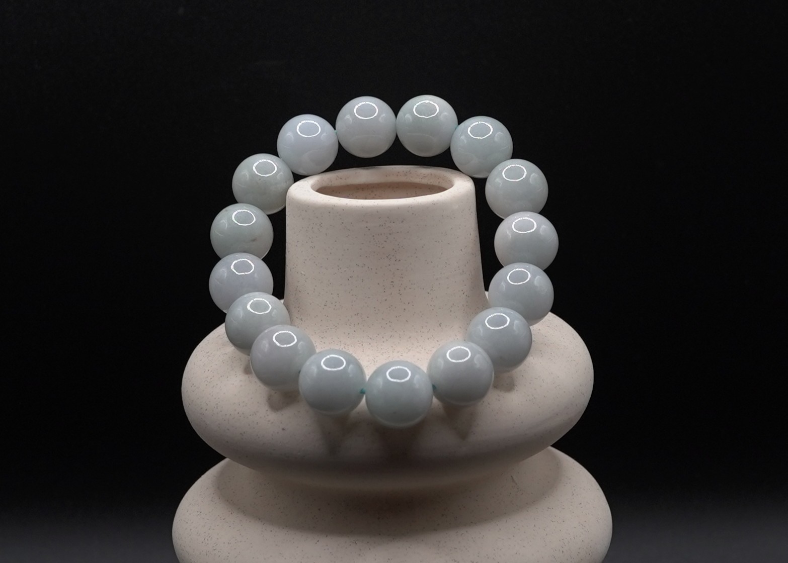 Premium Type A Natural Jadeite Bracelet – Ice Green Round Beads, High Polish Fin