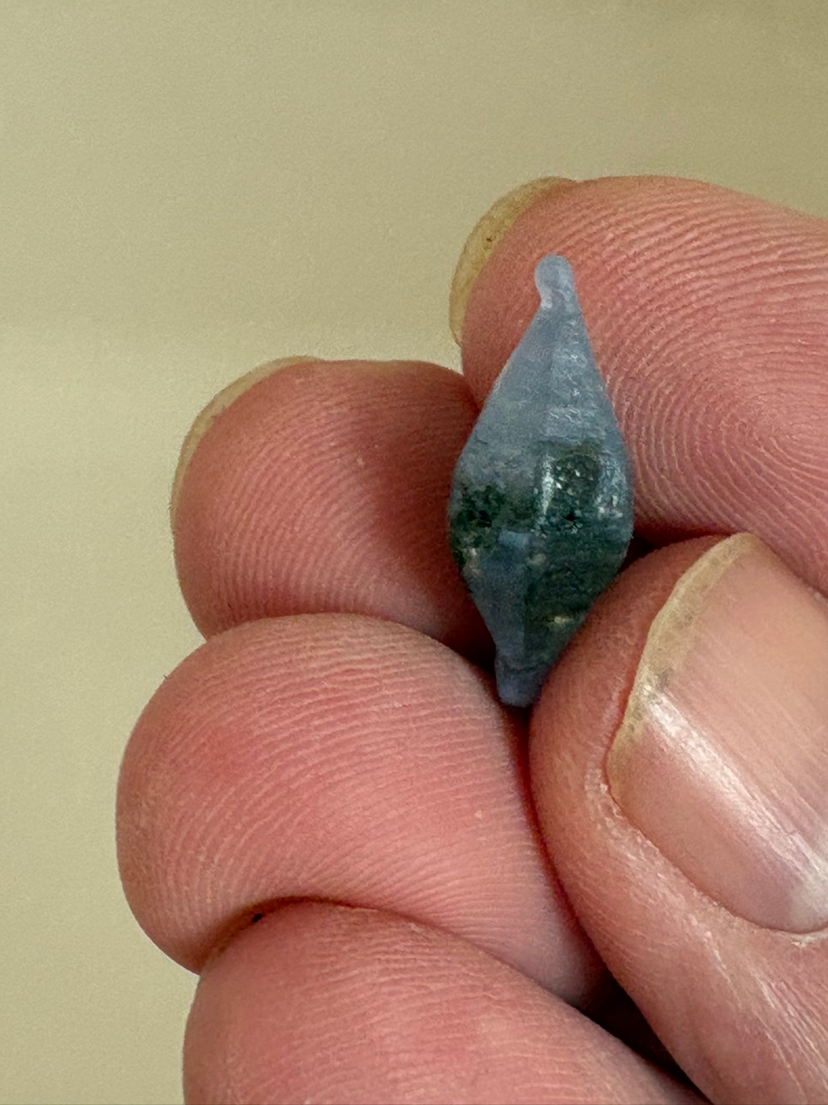 Sapphire,natural light blue crystal, Ratnapura, Sri Lanka(2 grams, 11.42 carats)