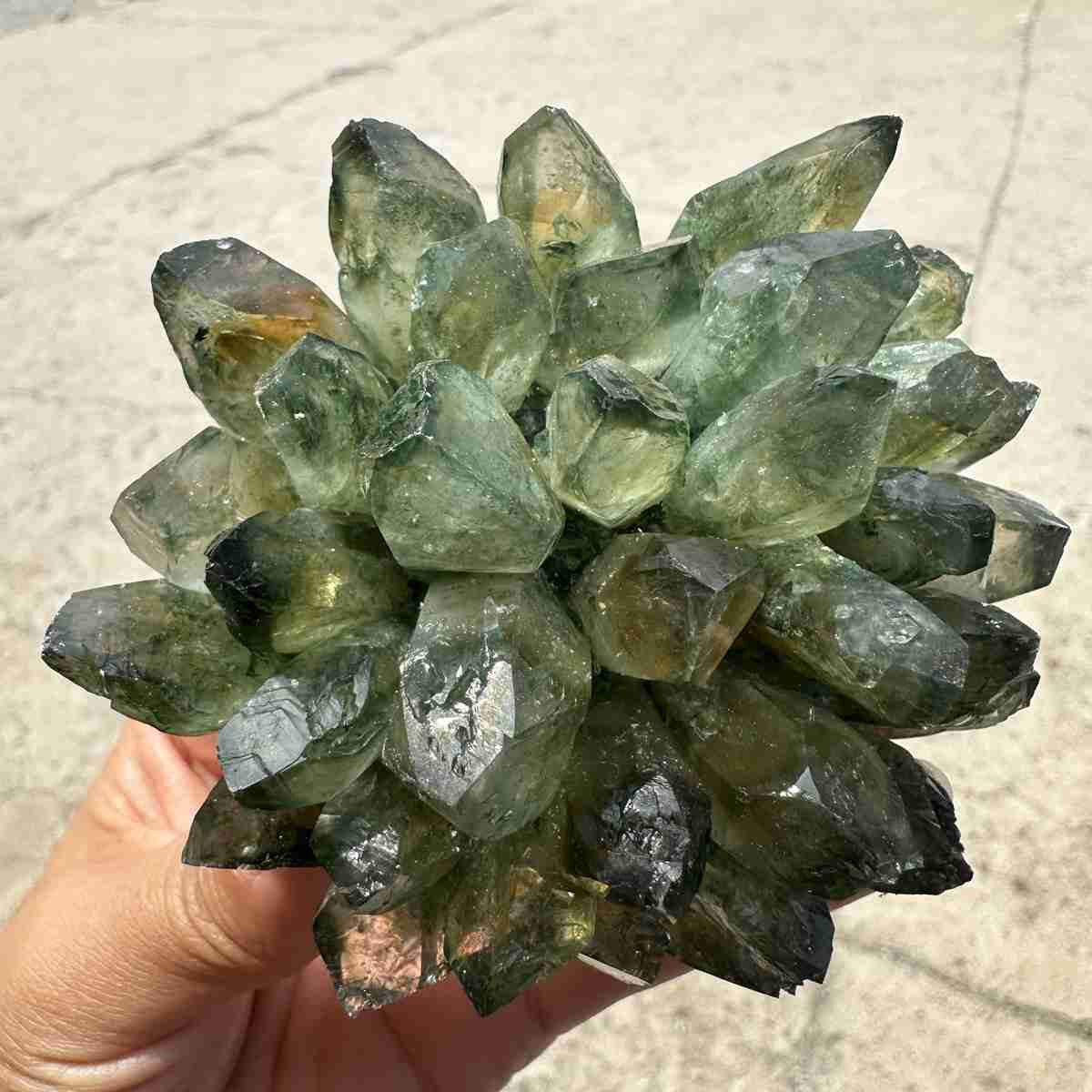 New Find green Phantom Quartz Crystal Cluster Mineral Specimen Healing 200g+ 1pc