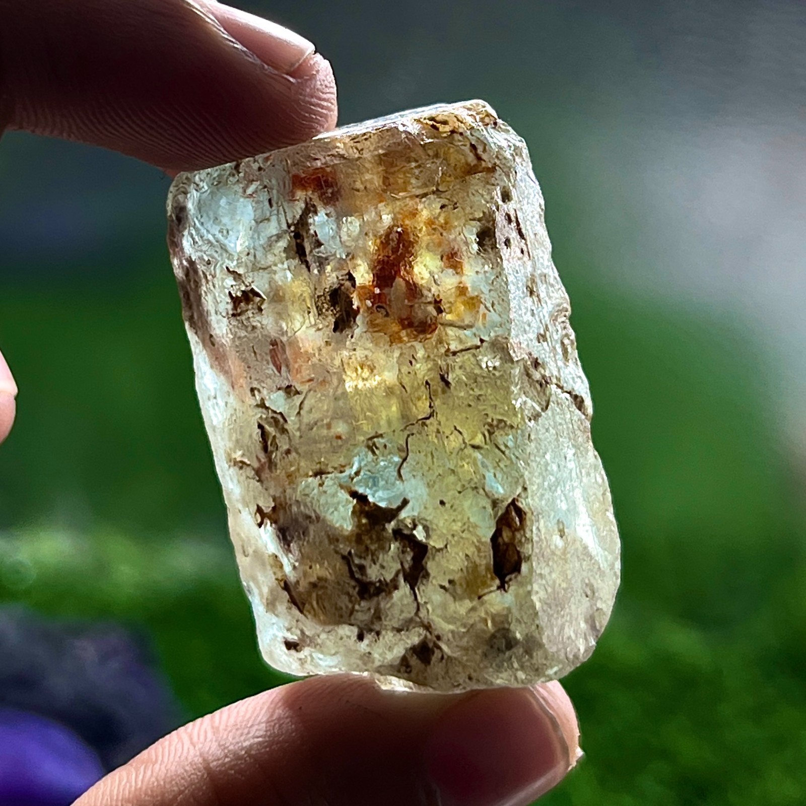198 Cts Collectible Rusted Aquamarine Crystal, Raw Pencil Point Beryl Gemstone,