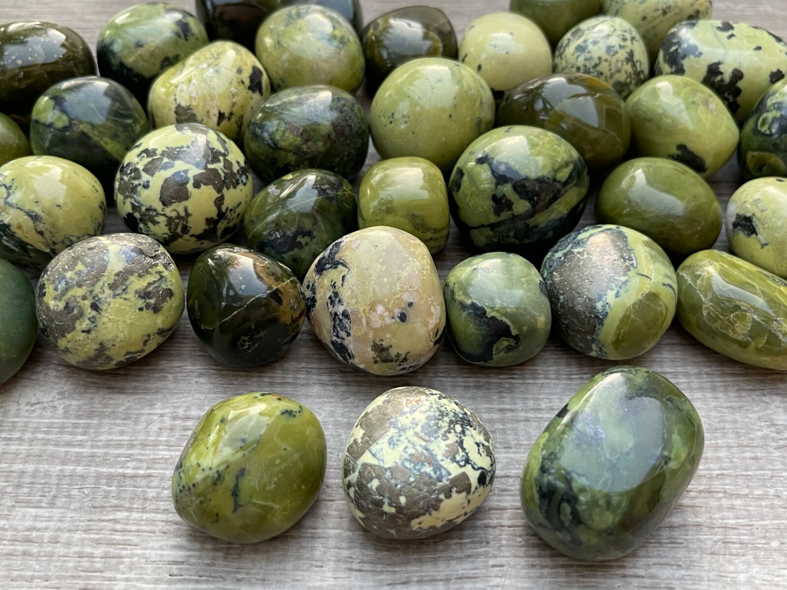 Grade A++ Serpentine Tumbled Stones, 1-1.25 Inch Tumbled Serpentine Stones