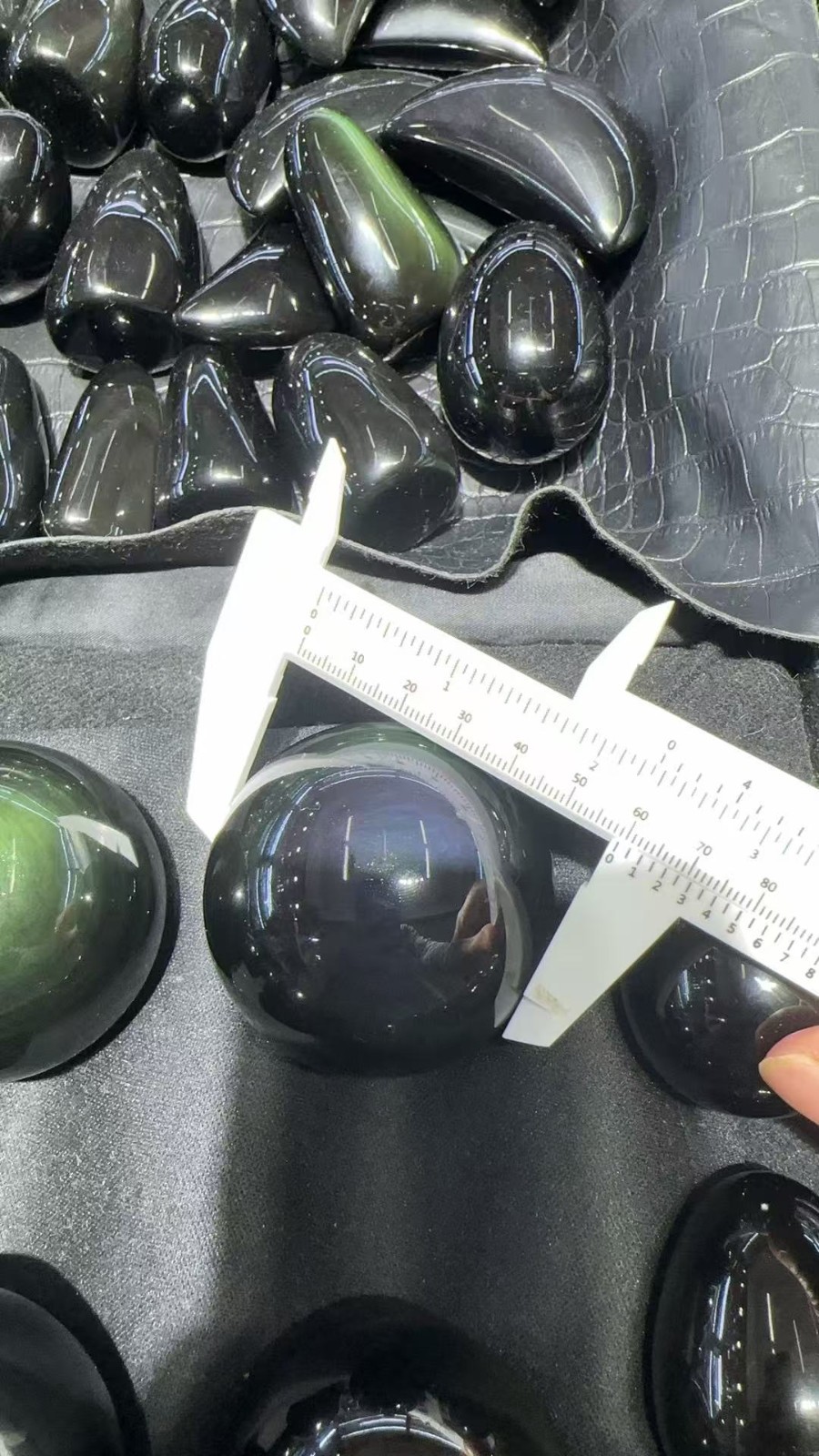 1pc Natural Rainbow Obsidian Quartz Carved Sphere Crystal Ball Reiki Decor