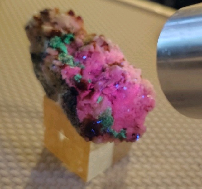 2.5″ Fluorescent HYALITE OPAL on SPESSARTINE GARNET & Feldspar – China