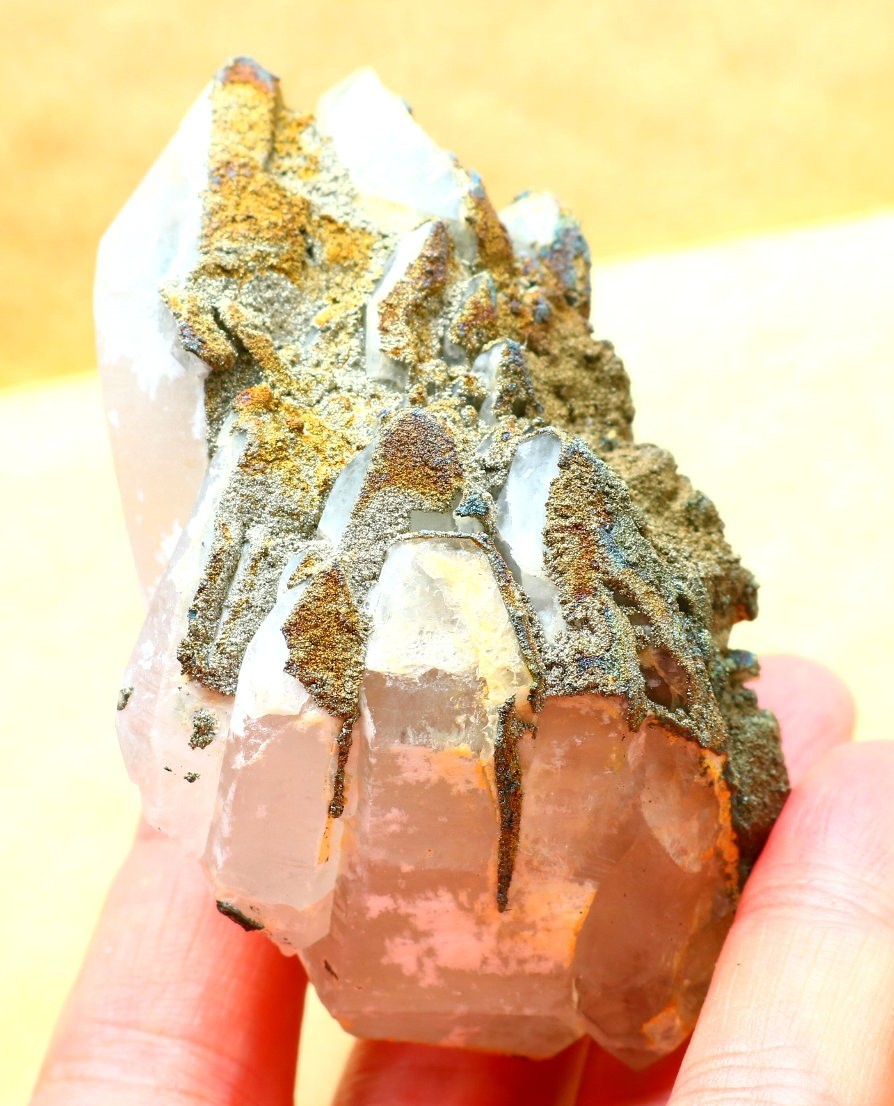 202.5g Natural purple Cubic fluorite Seven-color pyrite mineral specimen
