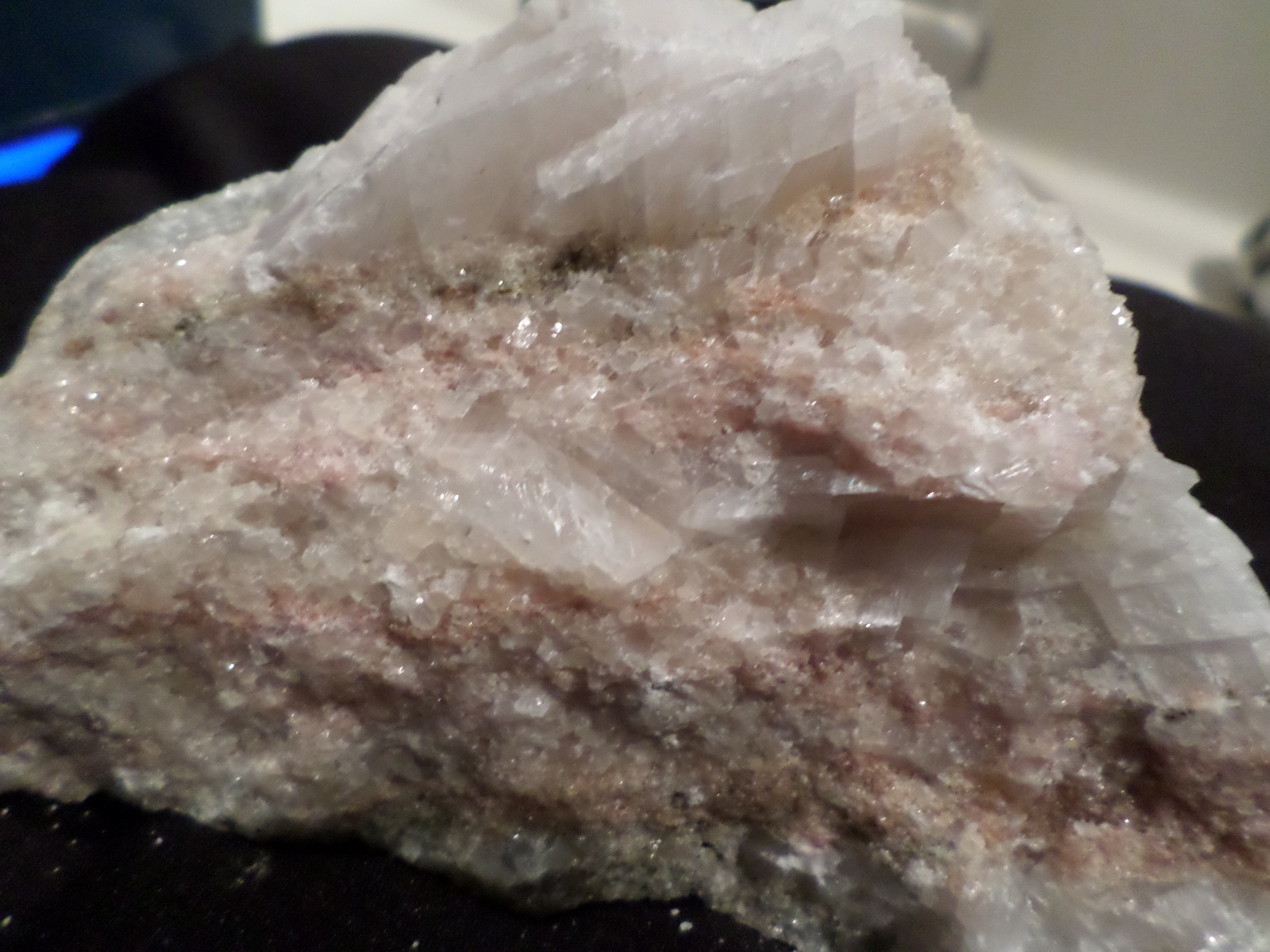 KB: NEW!! BRIGHT FL. RED CALCITE FROM THE WHITE KNOB QUARRY, CALIFORNIA