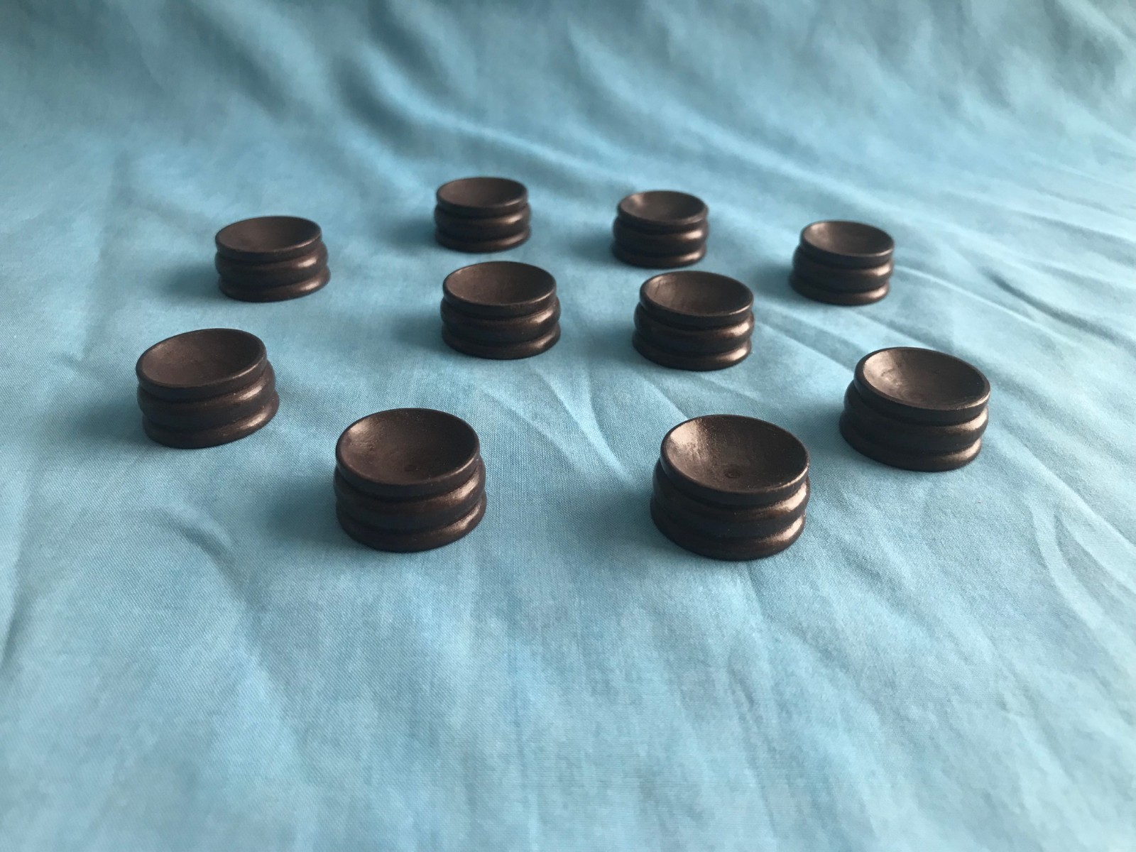 10 New Wood 1” Diameter Round Egg, Sphere & Stone Wooden Display Stands