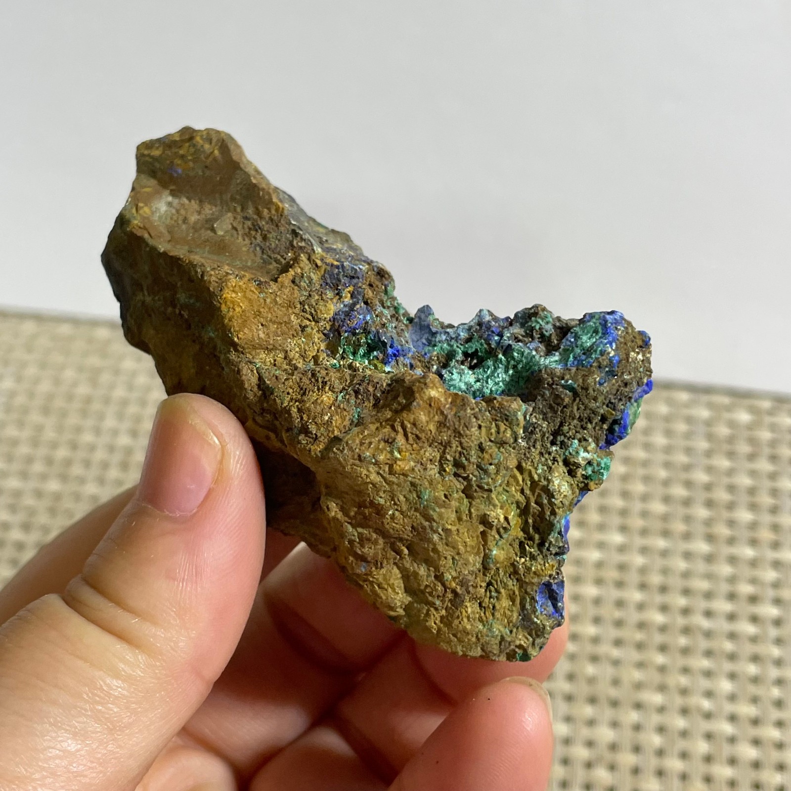 Restoration of Blue Copper Ore Quartz Mineral Samples 53g