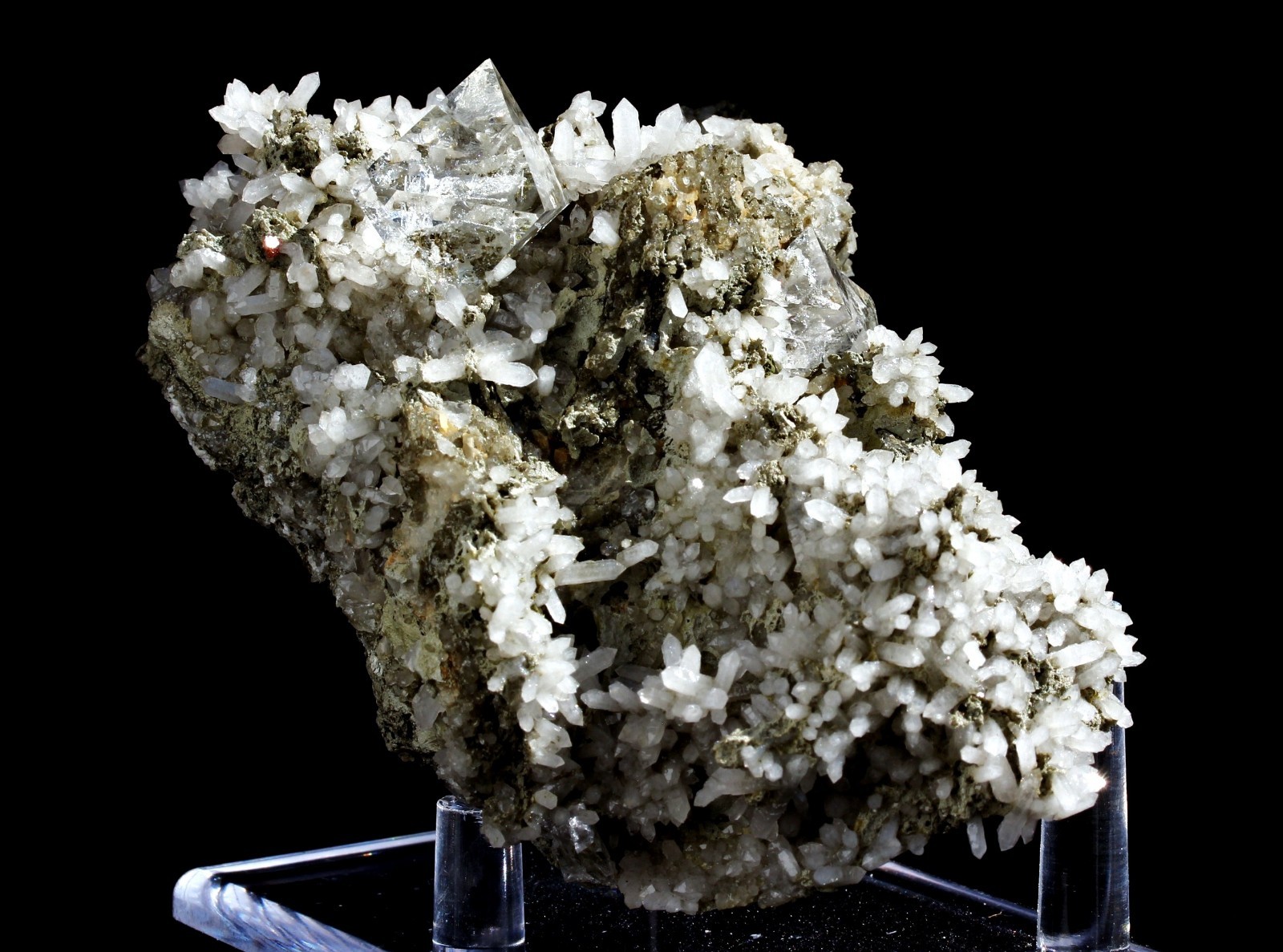 4.25in Stunning Colorless Fluorite Octahedrons Mineral From Inner Mongolia！