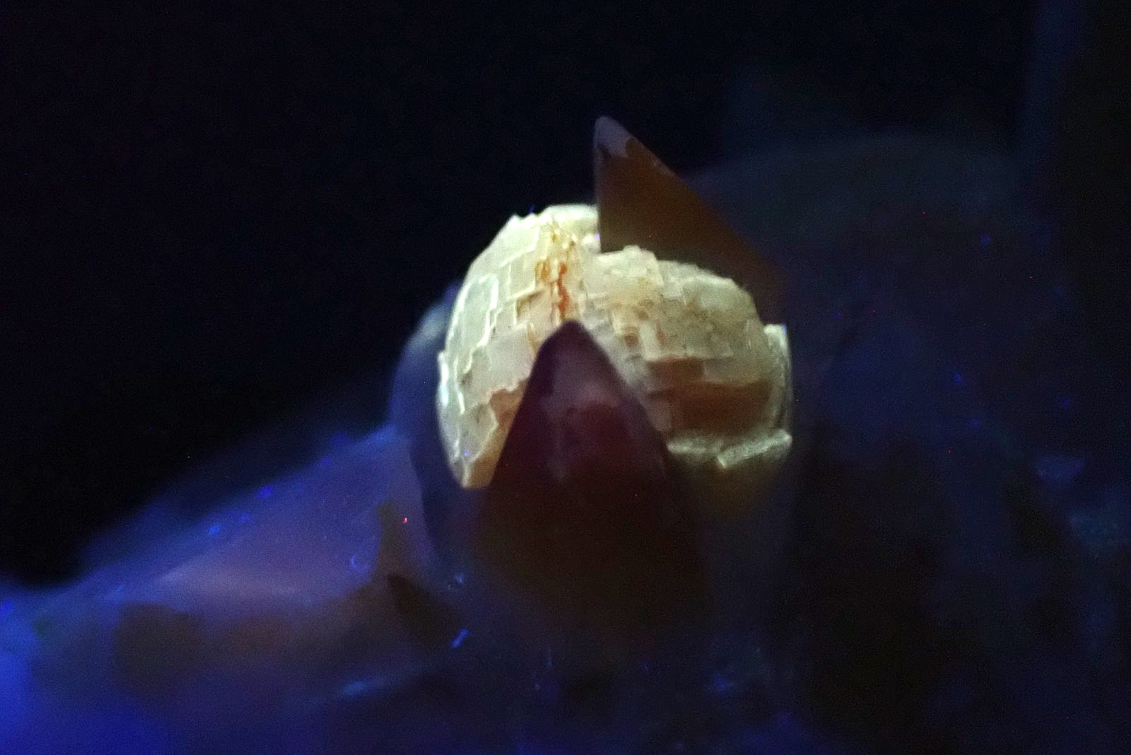 FLUORITE *UNIQUE ROUND CRYSTALS ON CALCITE *RARE LOC ! Stramberk, CZECH REPUBLIC