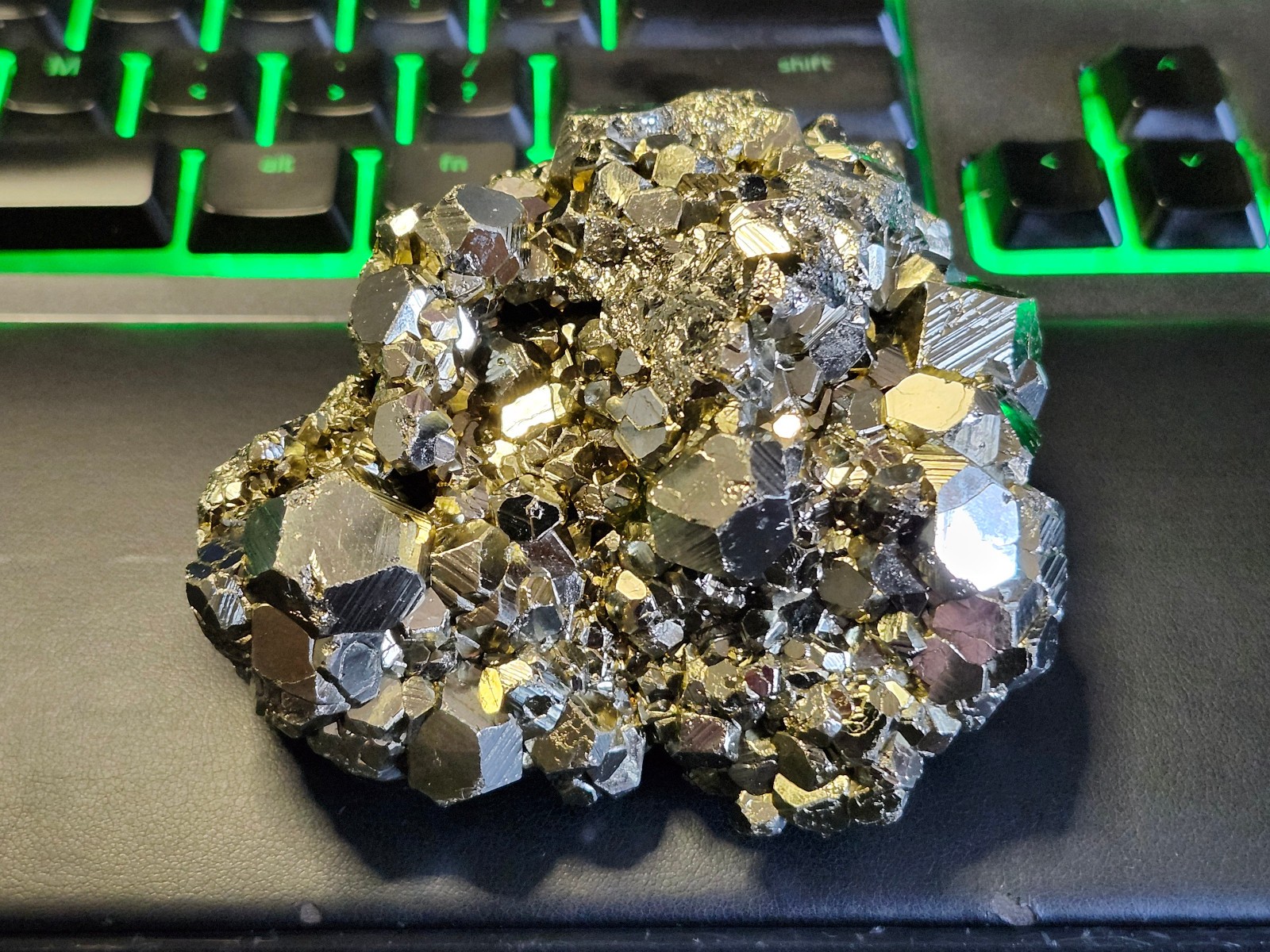 ✨🌟Peruvian Pyrite – Huge Octahedral Crystals – (Huanzala Mine, Peru) – 686g