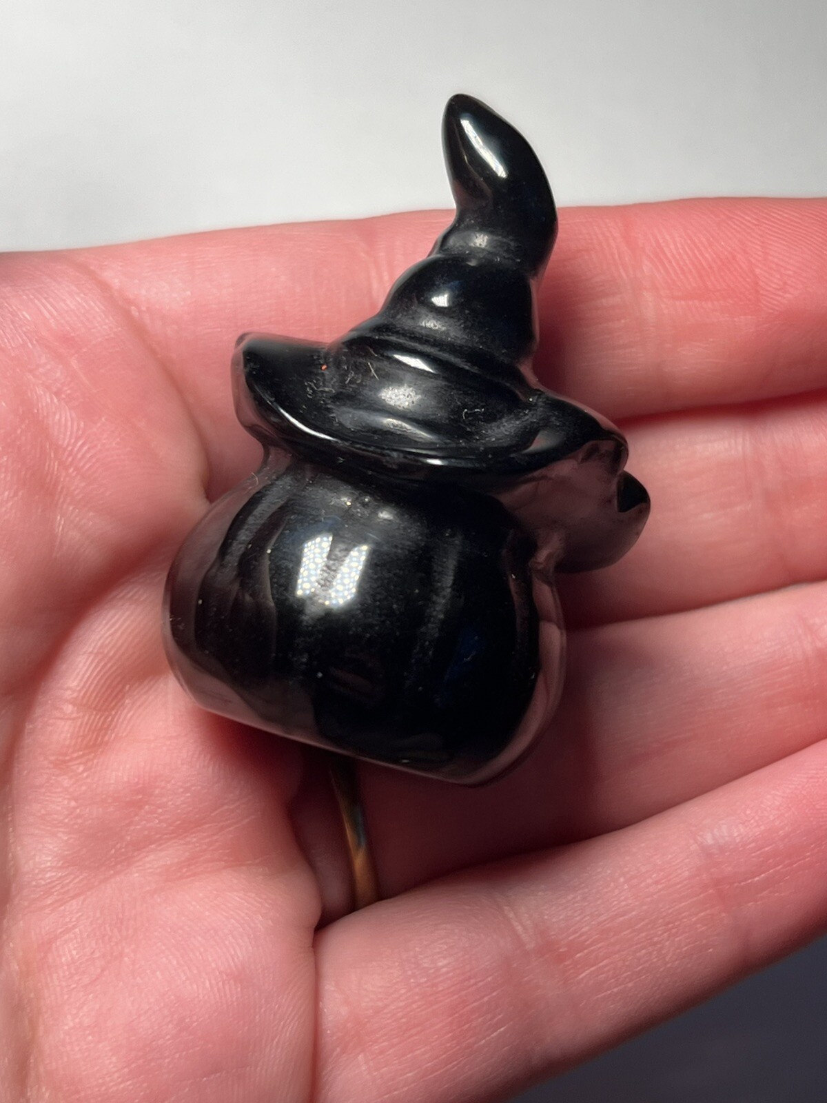 Black Obsidian – Pumpkin w/Witch Hat Carving