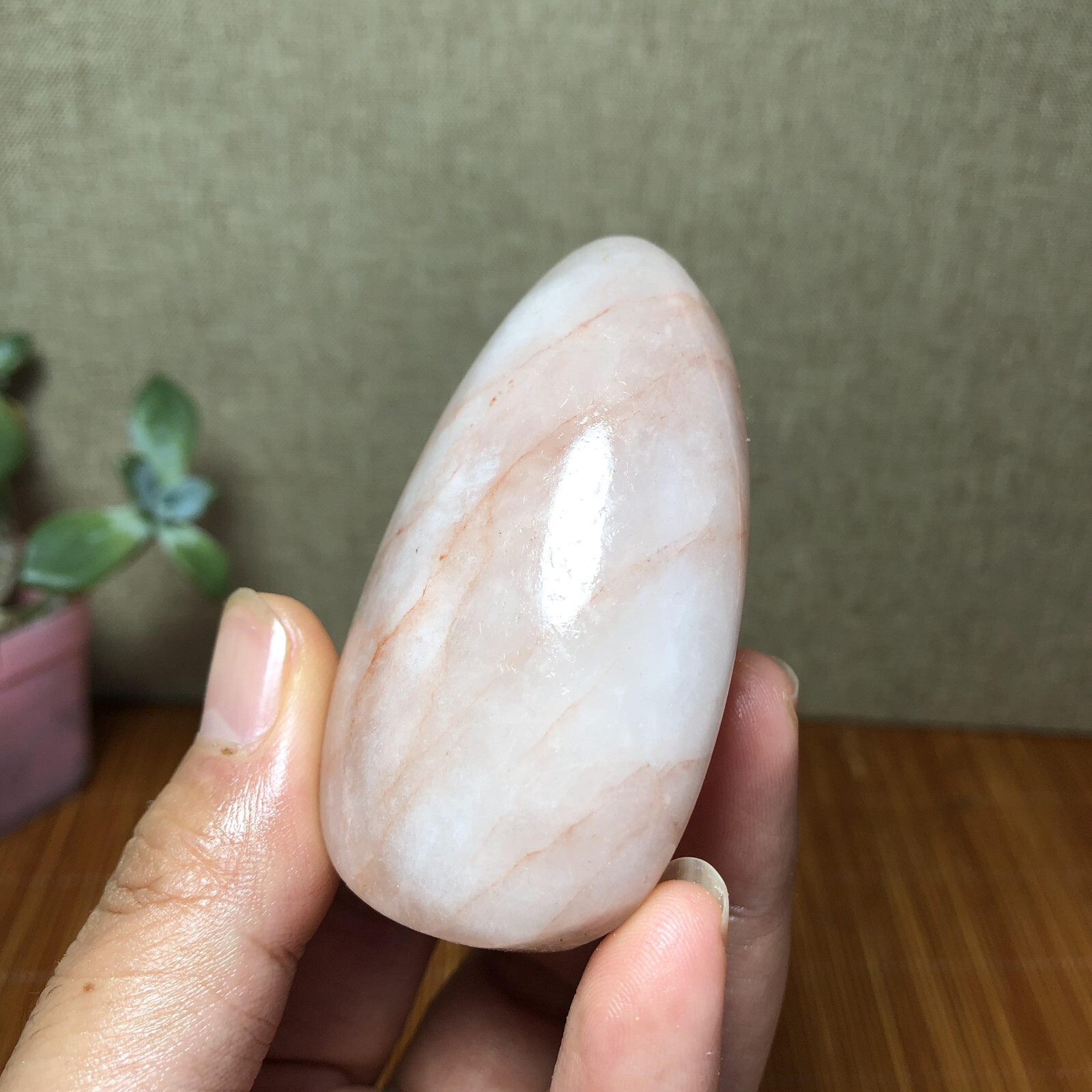 64mm Natural Red gum flower Crystal gemstone polish/rough Specimen 103g A3387