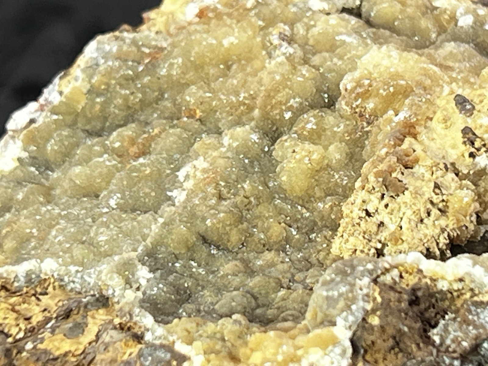 Smithsonite on Sphalerite from Ojuela Mine, Mapimi, Durango, Mex 1 Lb. 10.4 oz.