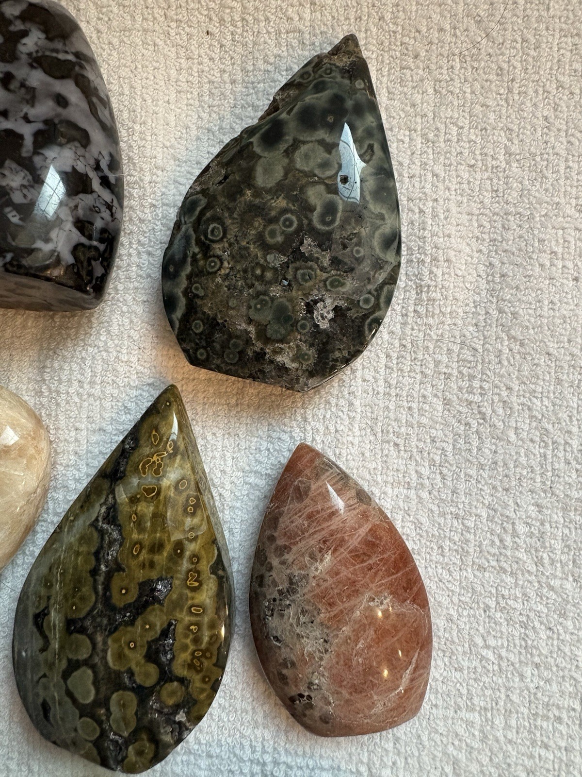 Lot If 12 Palm Worry Stones Misc Materials Reikee Meditation Healing Stones