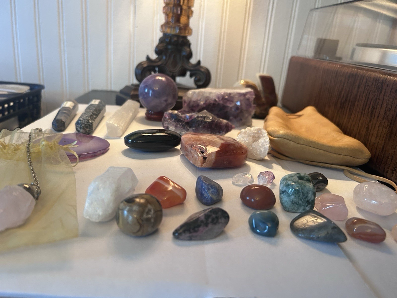 💎 Beautiful Mixed Crystal & Mineral Specimen Collection – 25+ Piece Bulk Lot 💎