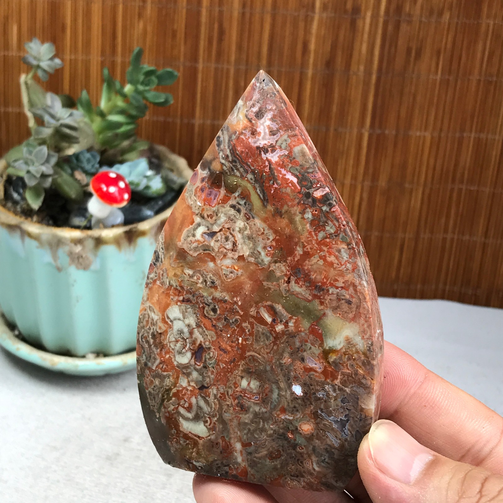 Natural money Mexico agate hand carve leaf Crystal Specimen free standing A6274