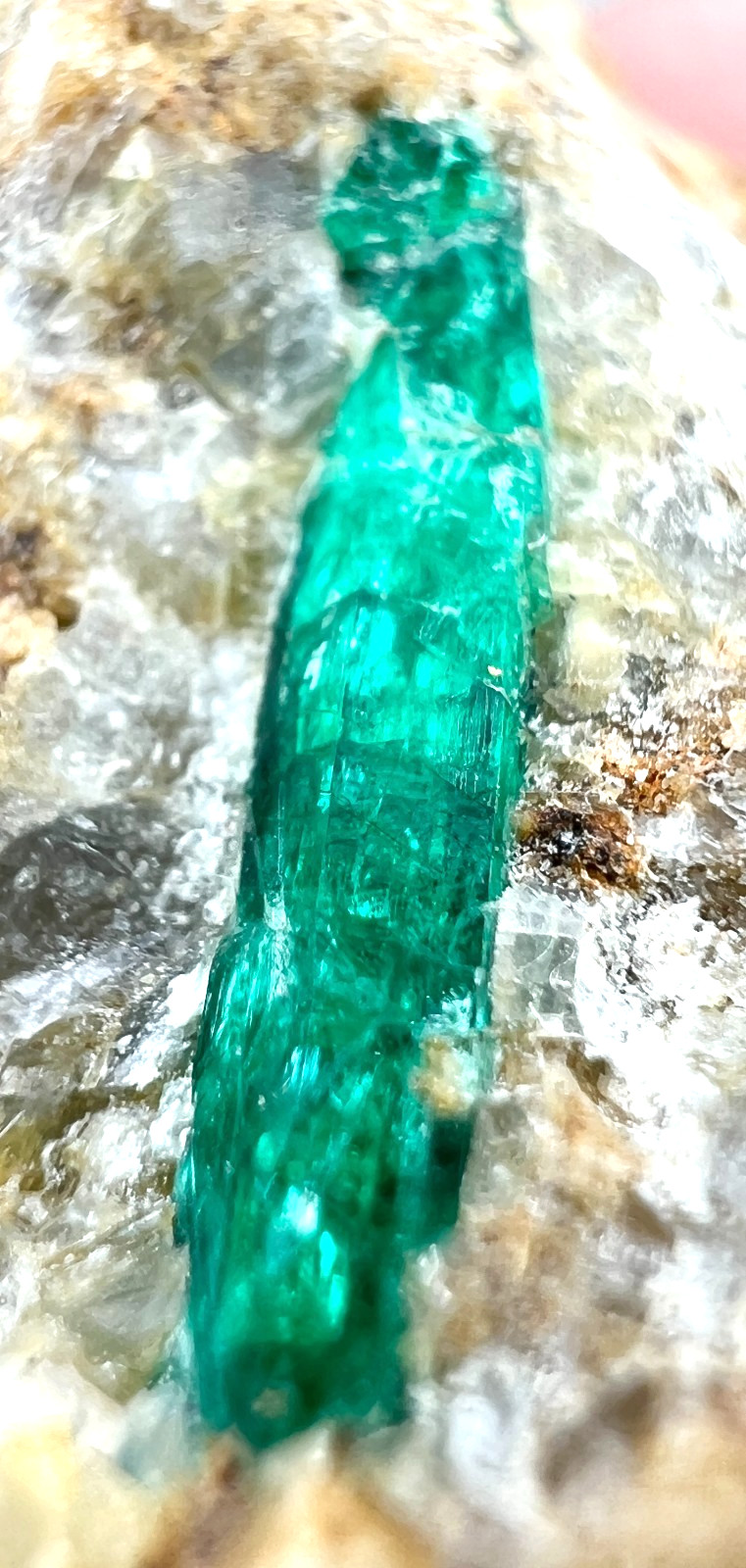 191 GM Exquisite Emerald Crystal on Matrix @Panjsher Afghanistan.