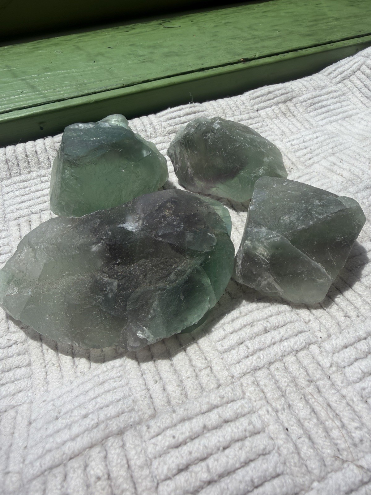 4pcs Raw Fluorite Quartz Crystal