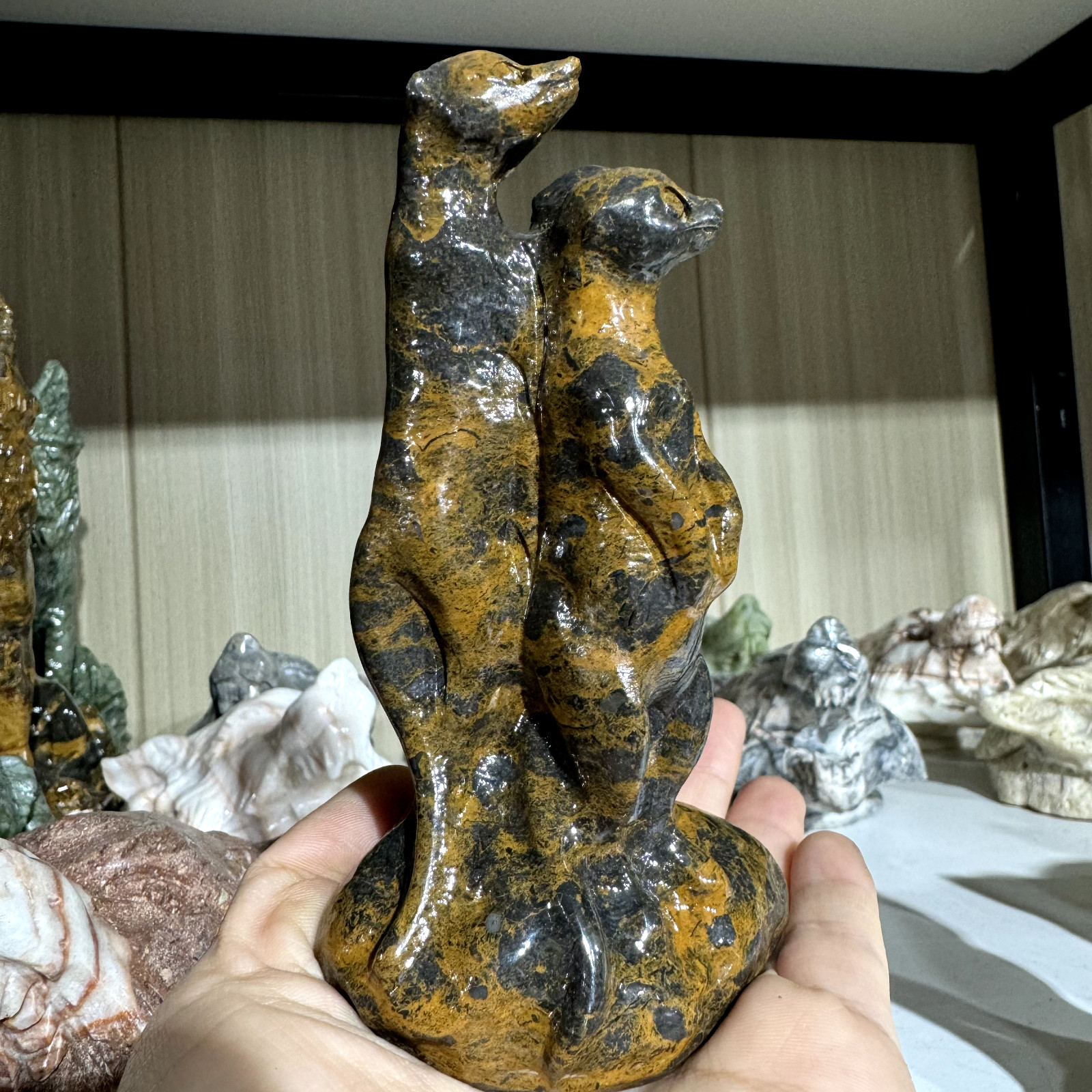1pc Natural Black gold thread quartz Carved Meerkat Crystal Reiki Gift Decor