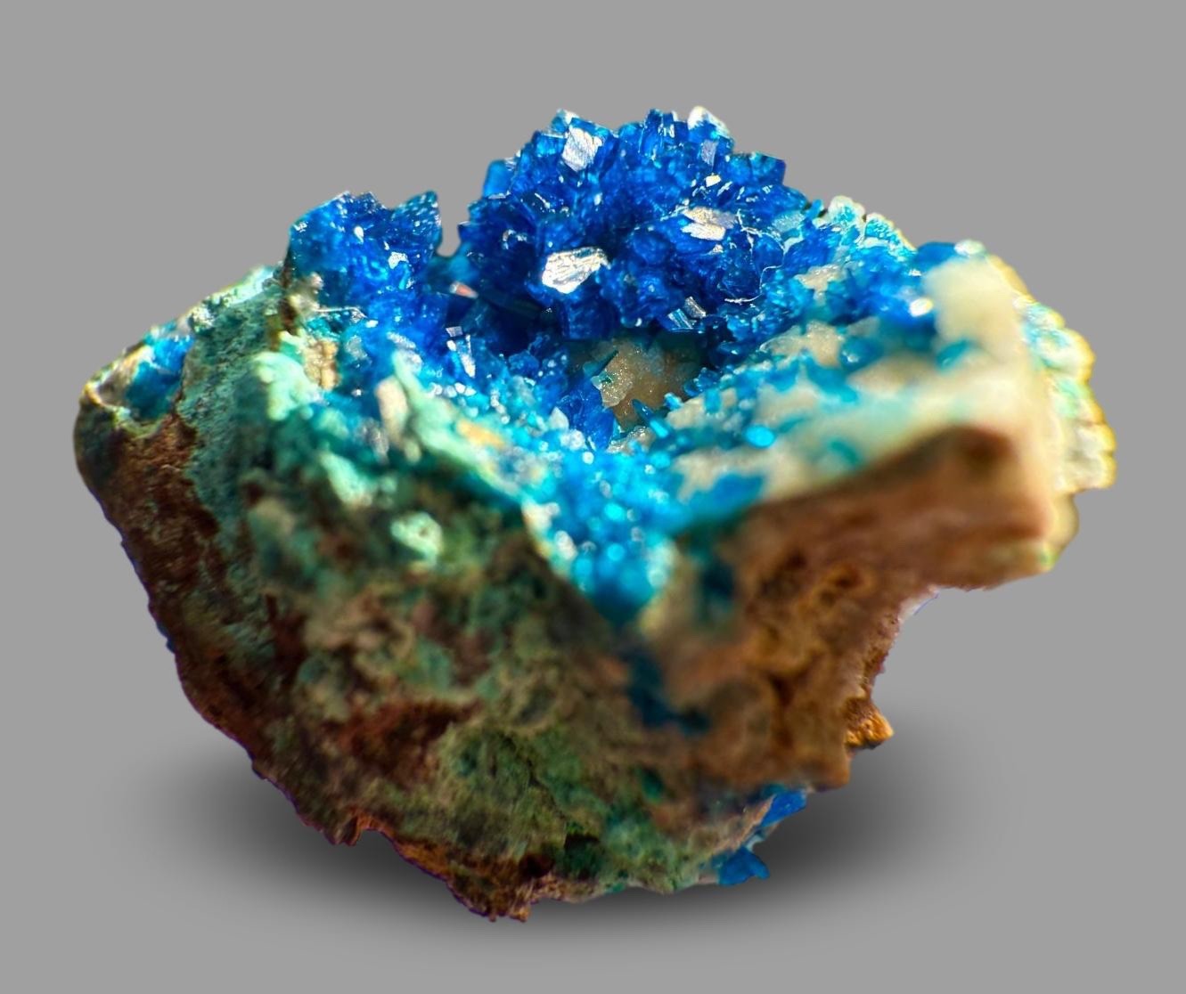 Intense Blue VESZELYITE, Laochang Mine, China