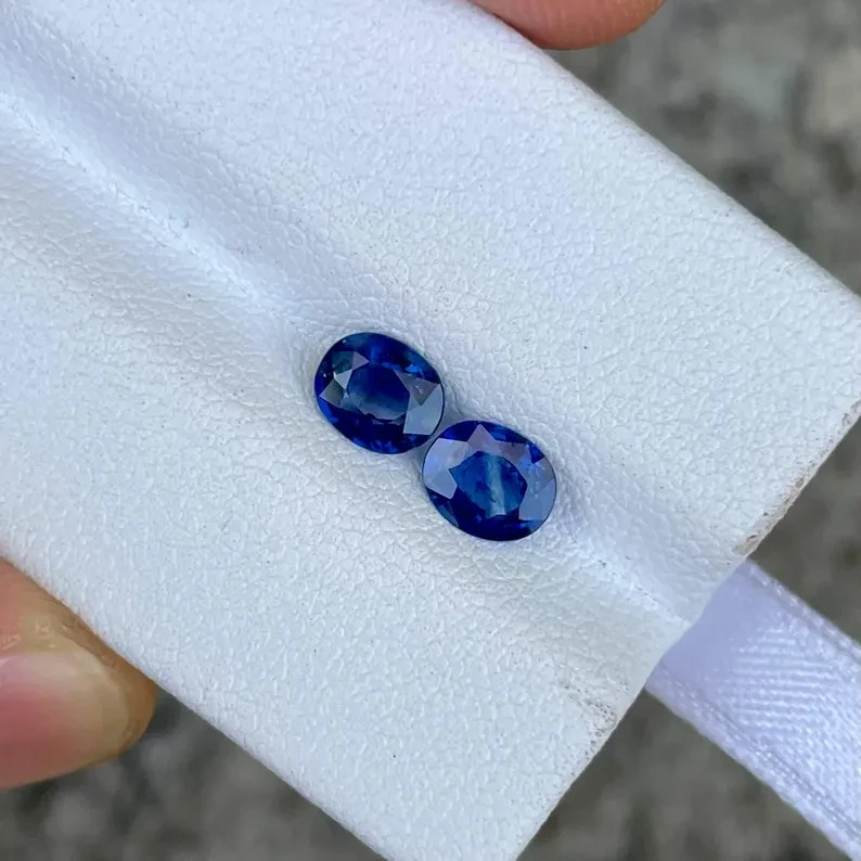 Oval 20 Ct+ Natural Blue Sri Lanka Sapphire Flawless Certified Loose Gemstone