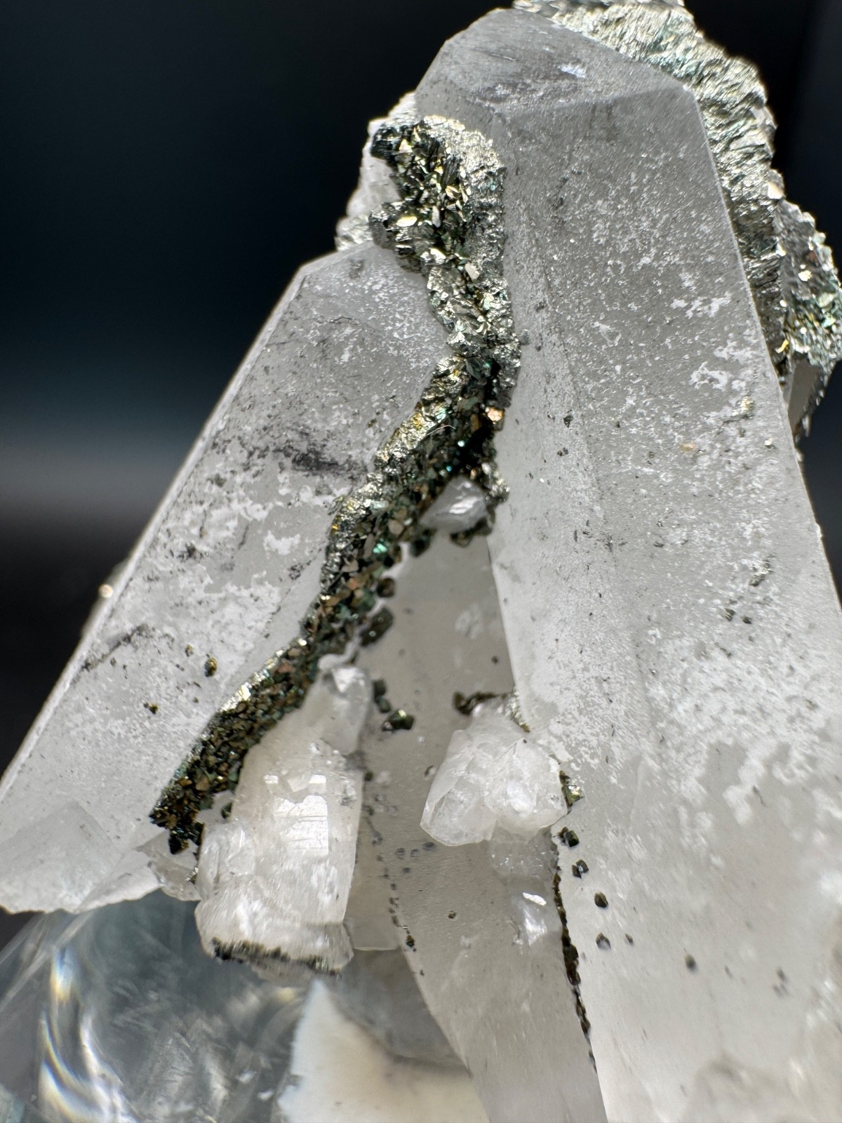 6609 High Quality Multicolor Pyrite and Calcite on Quartz Hu Bei 45g