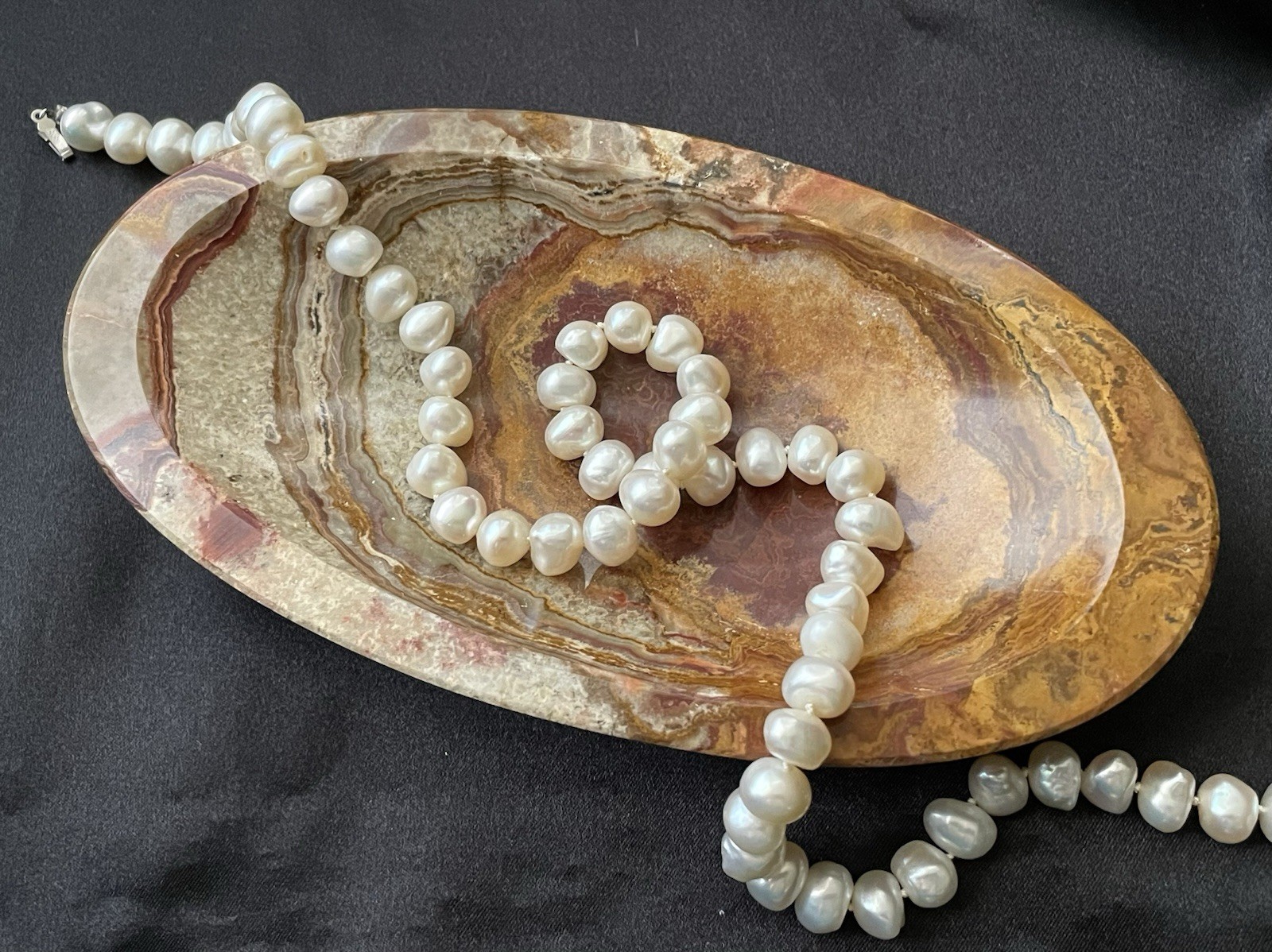 Carved And Polished Stone Dish Crazy Lace Agate Oval Jewelry Dish Cufflinks Tray