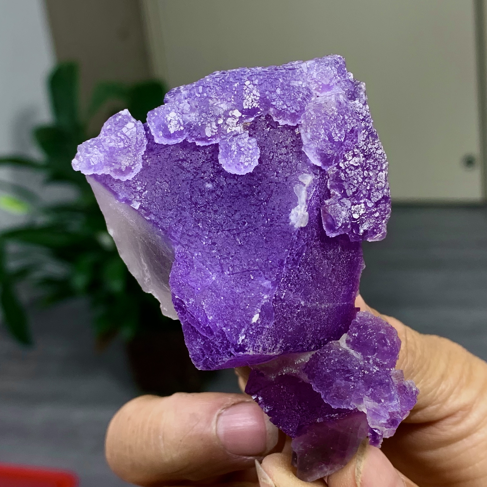 129G Rare transparent purple cubic fluorite mineral crystal sample/China