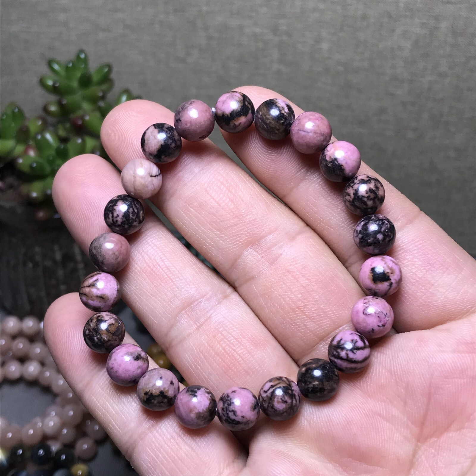 10Pcs Wholesal Natural Polish Red rose stone bracelets Crystal ball 8mm