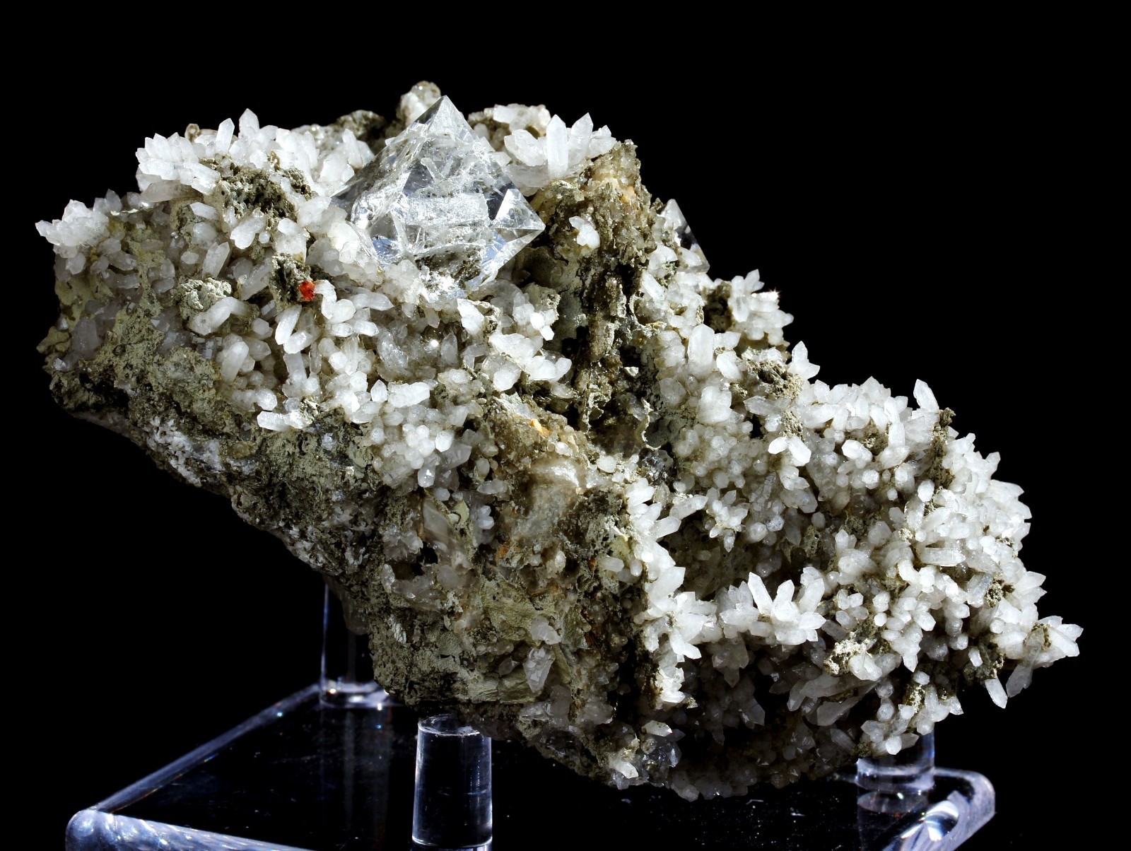 4.25in Stunning Colorless Fluorite Octahedrons Mineral From Inner Mongolia！