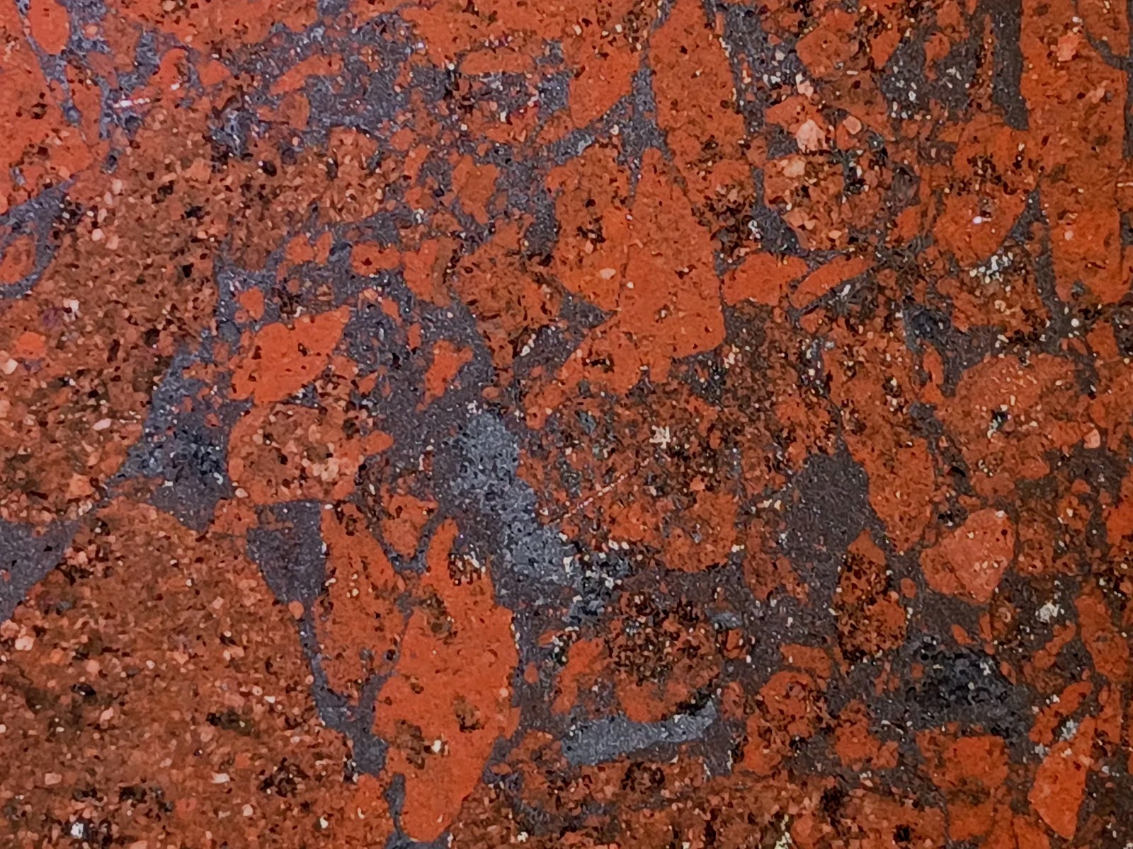 ​873g Pilot Knob Red Jasper Magnetite Breccia Iron Co MO Polished