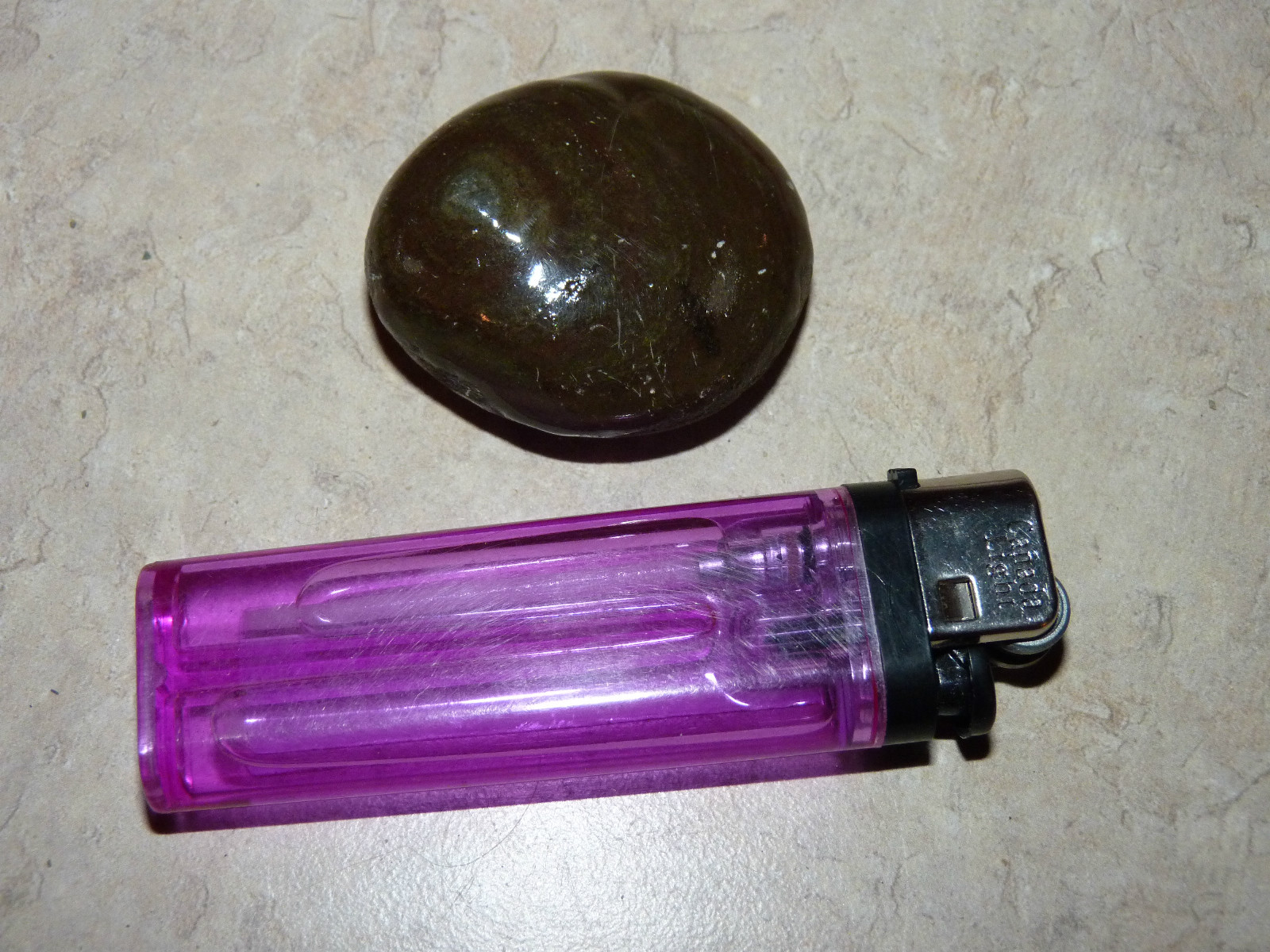 *Special Scarce Item Collectible Lacquered Pebble Stone Gaspesia Canada